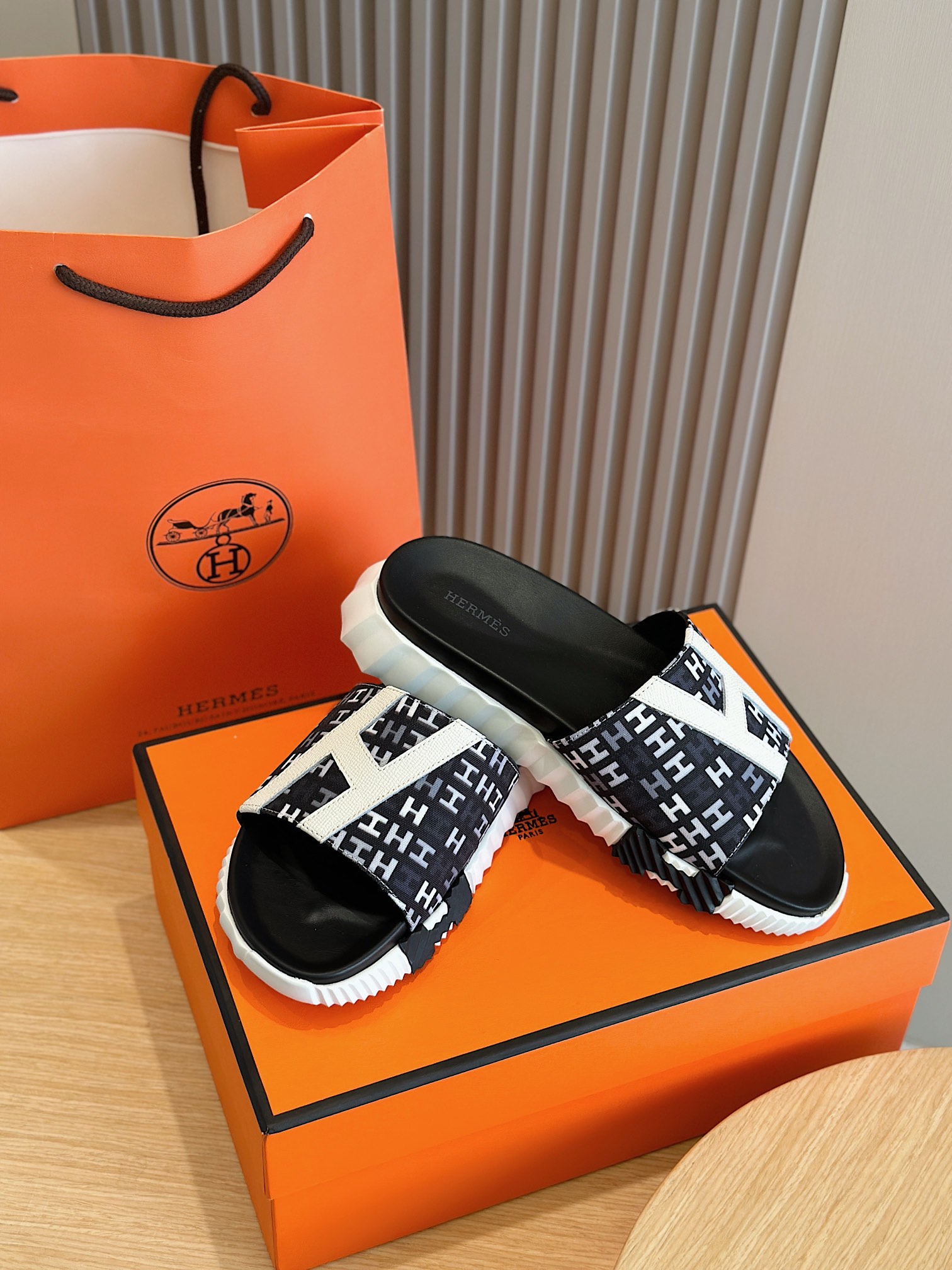 Hermès shoe