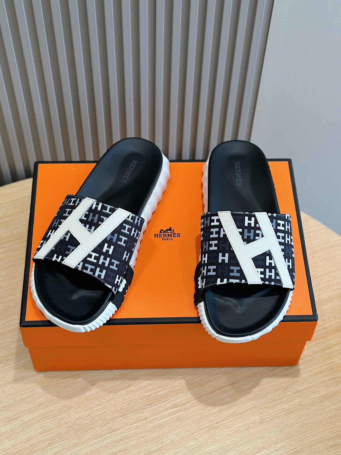 Hermès shoe