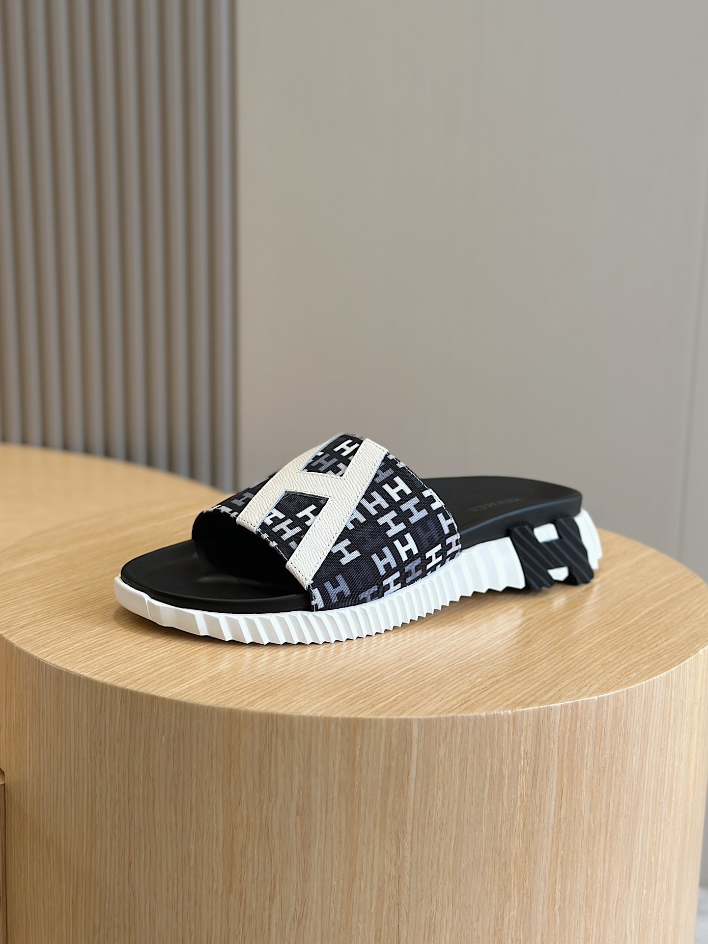 Hermès shoe
