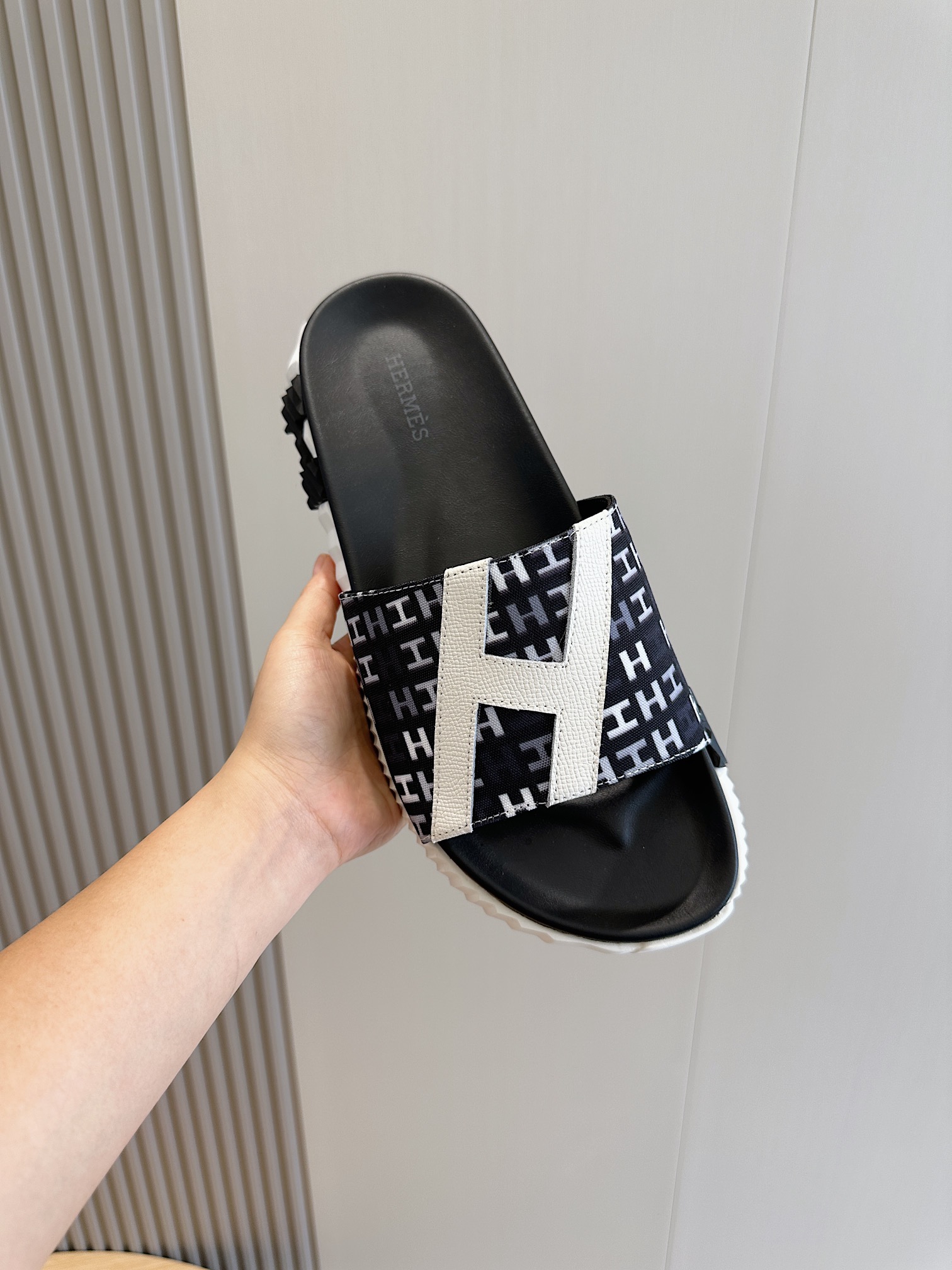 Hermès shoe
