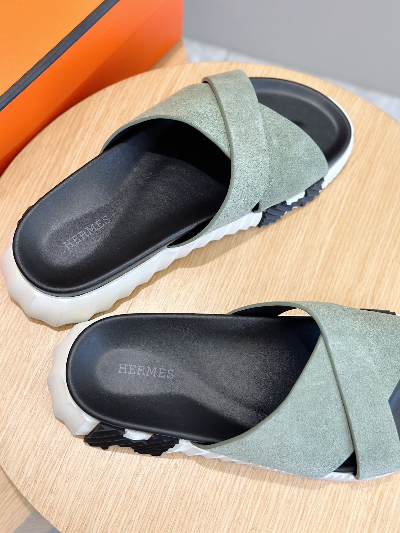 Hermès shoe