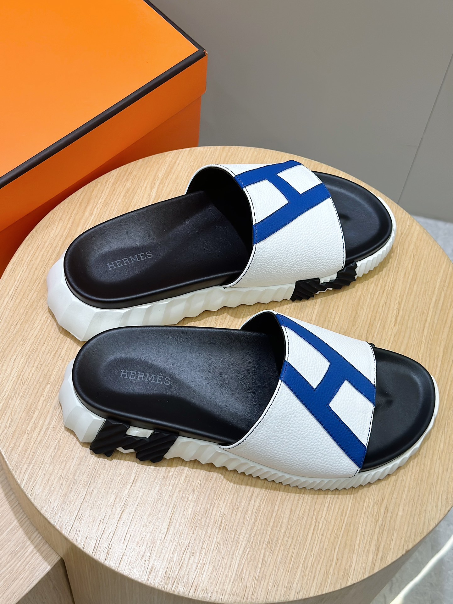 Hermès shoe