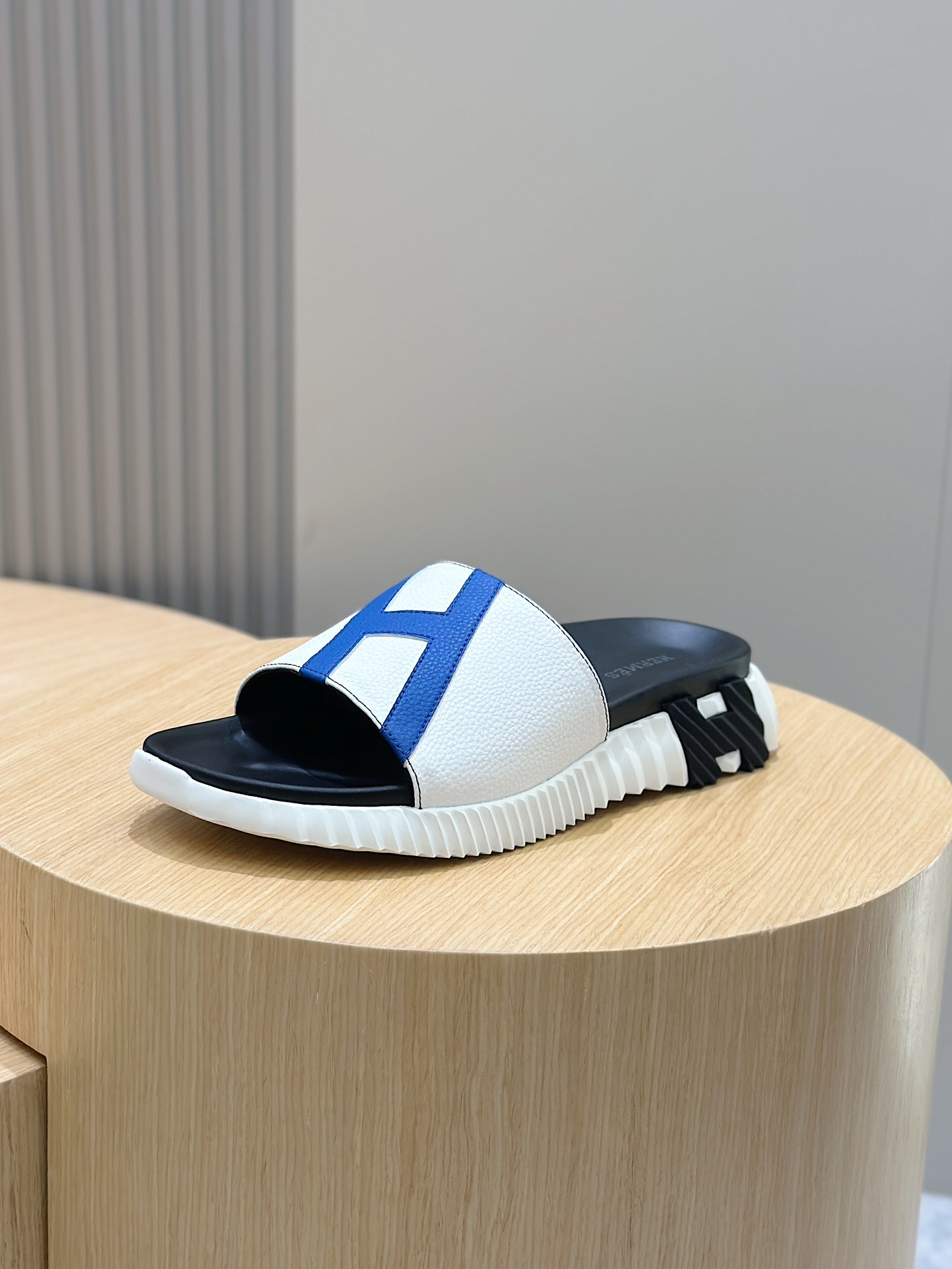 Hermès shoe