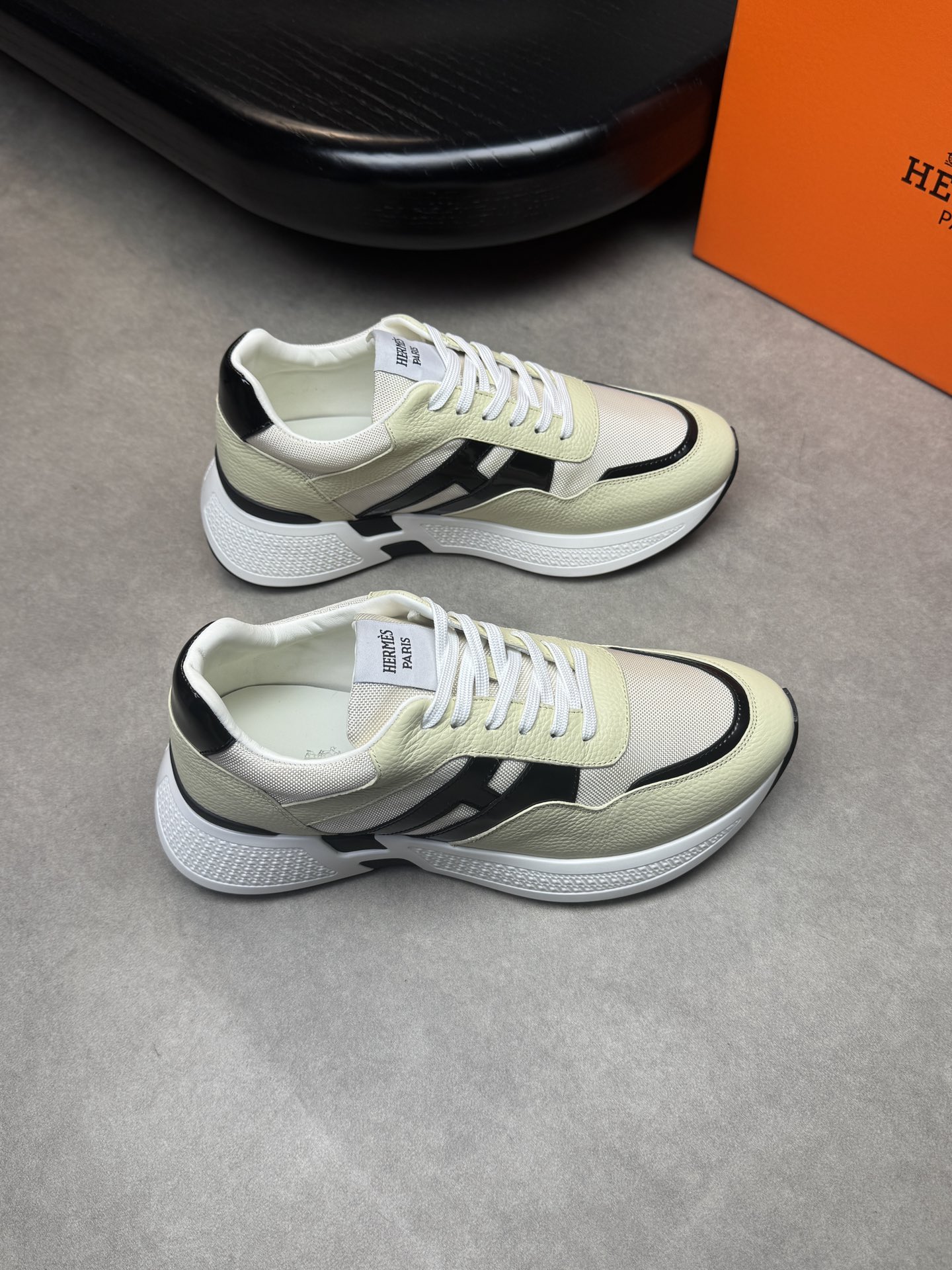 Hermès shoe