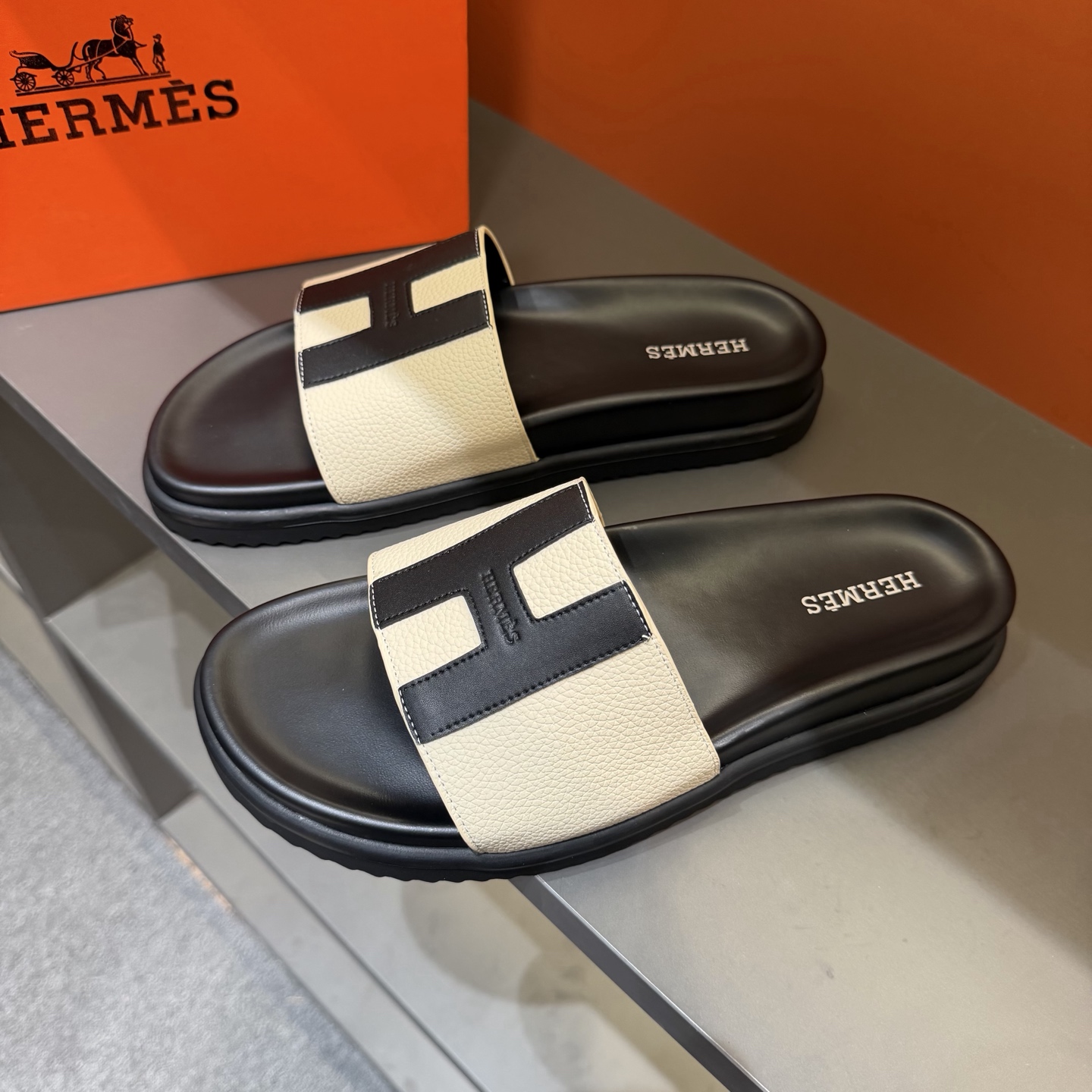 Hermès shoe