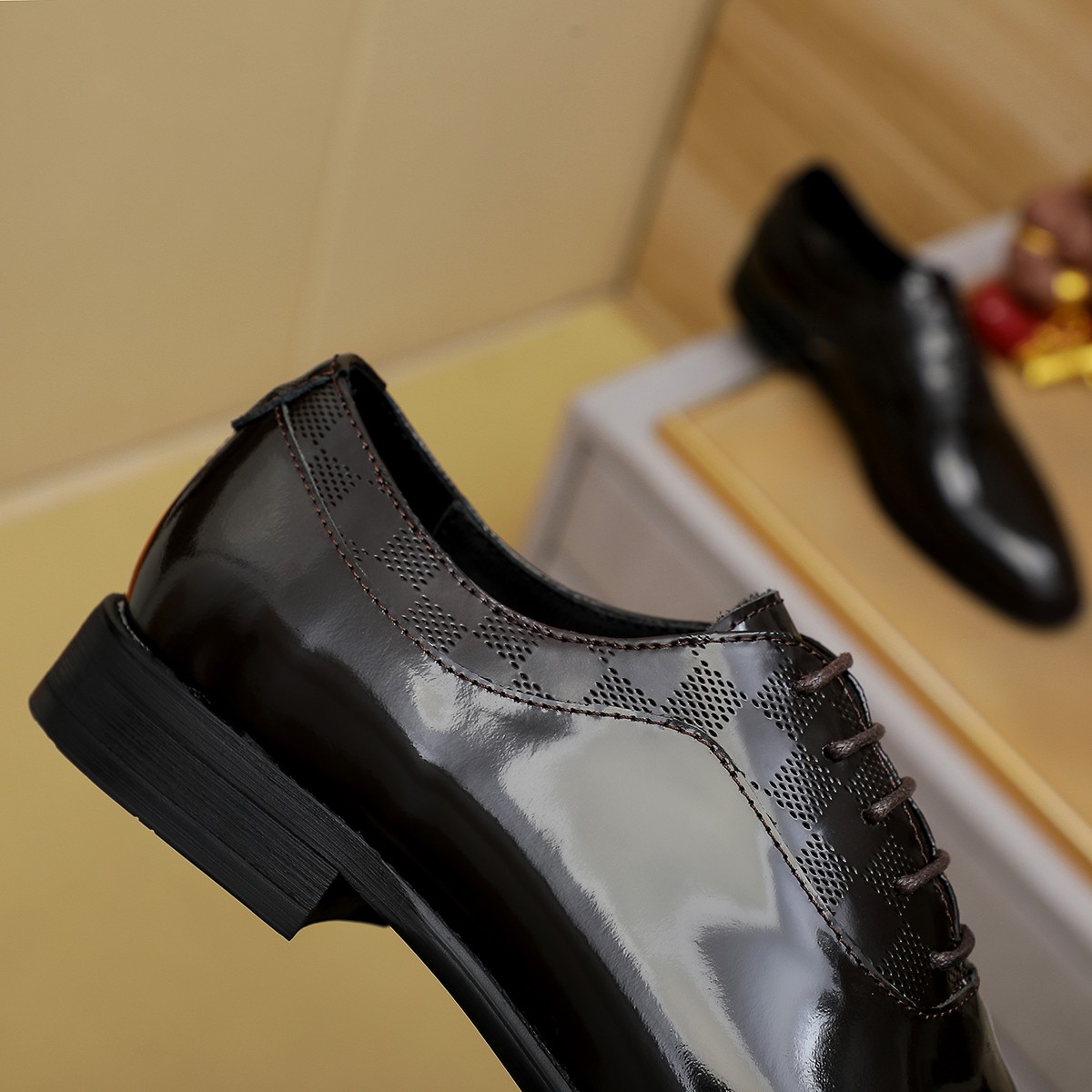 LV shoe
