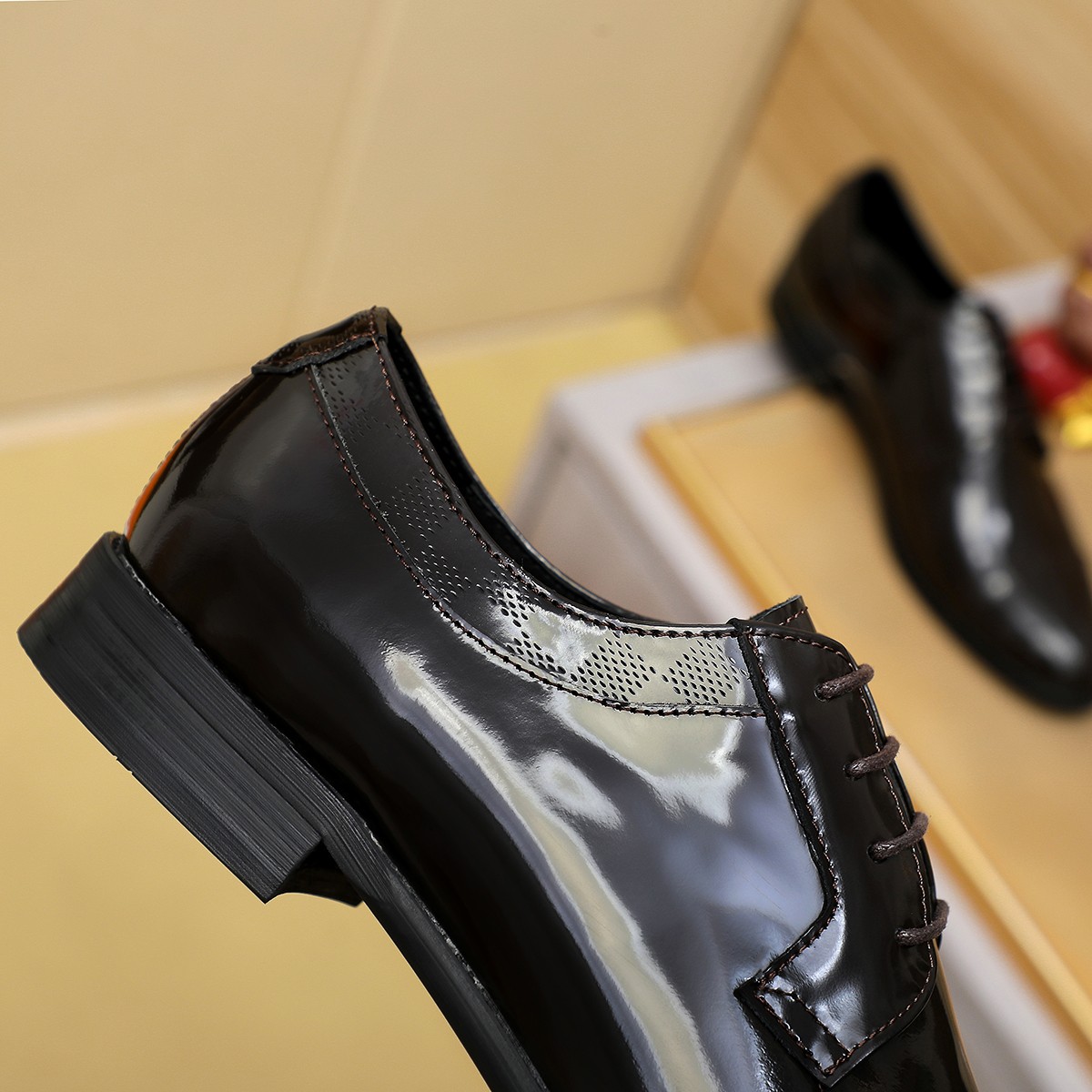 LV shoe