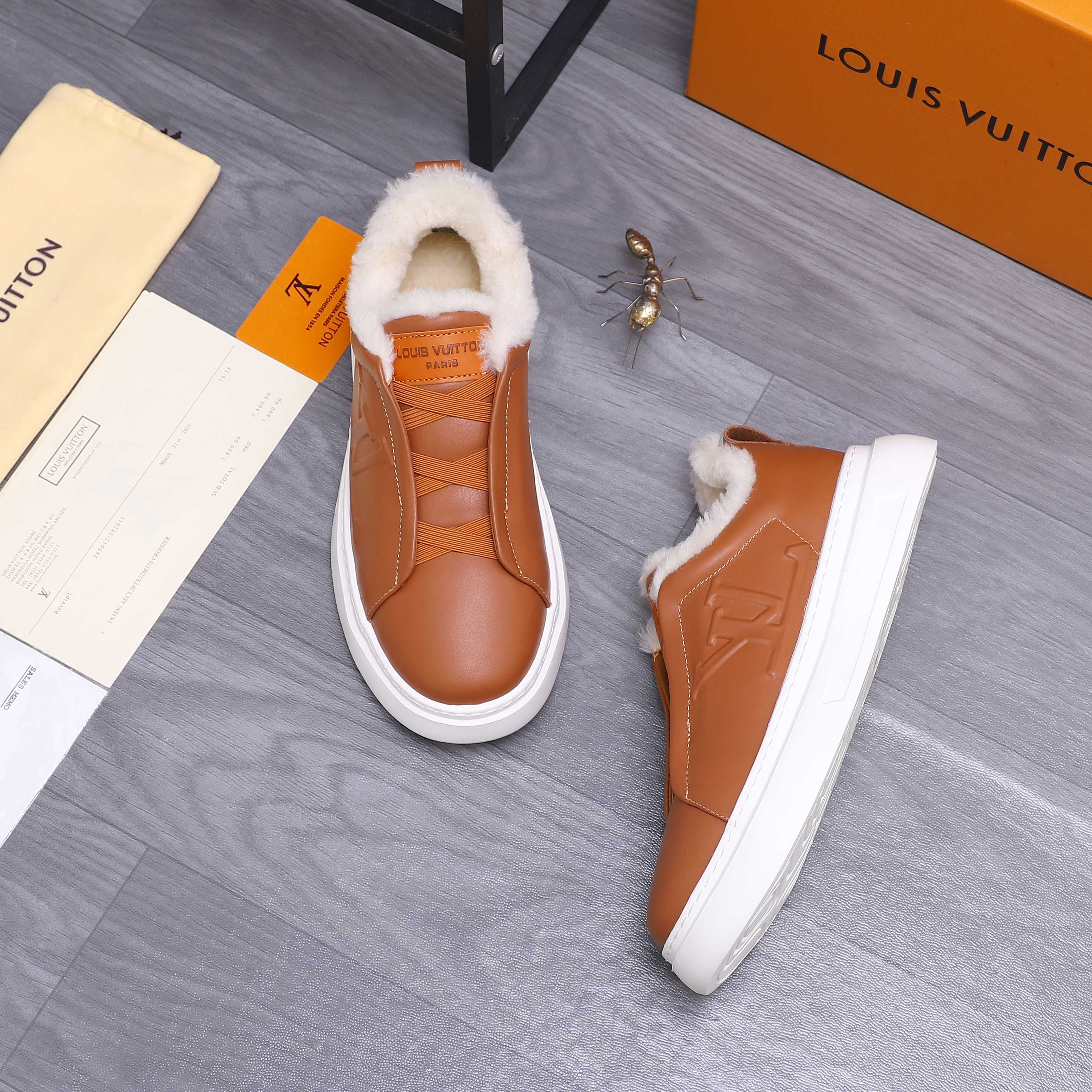 LV shoe