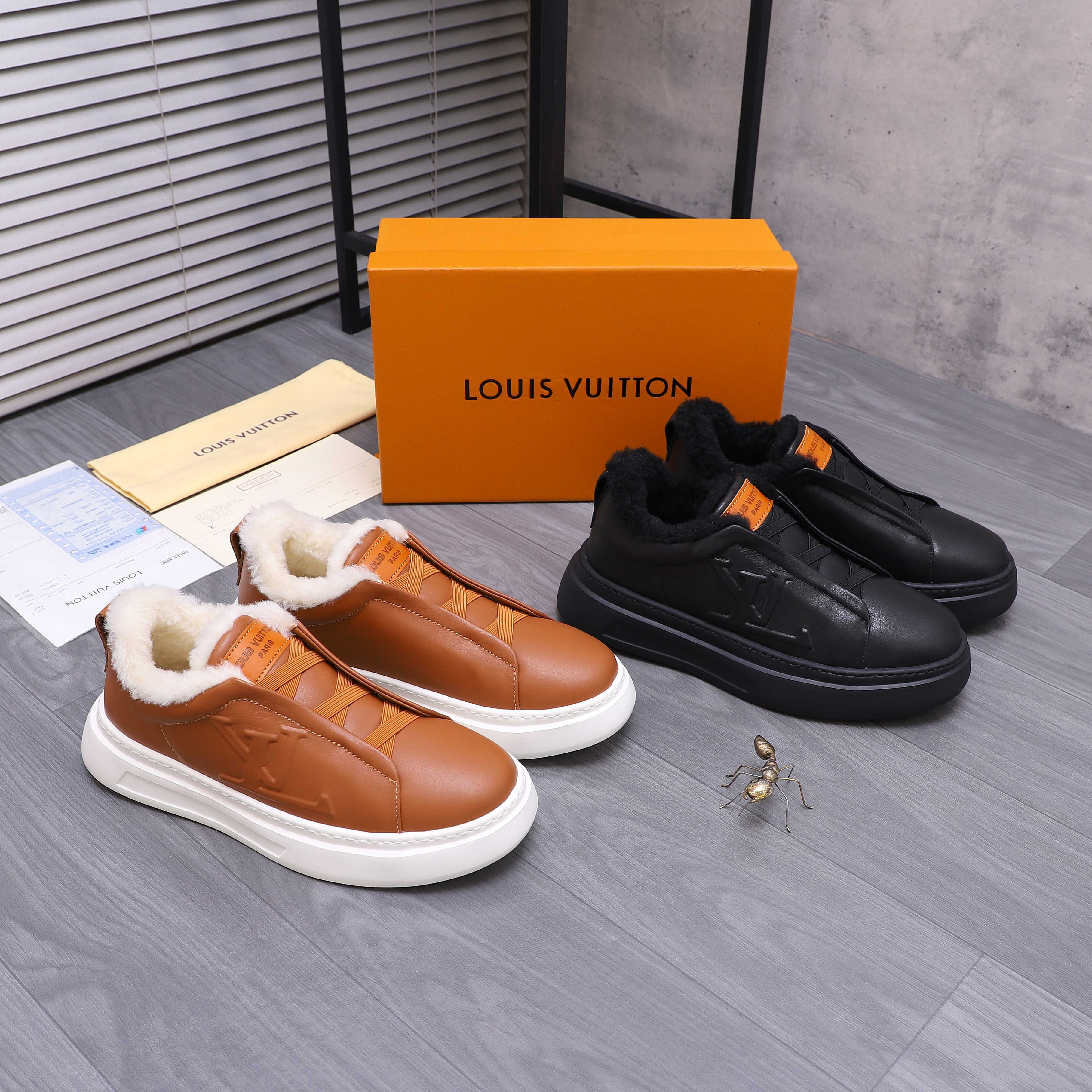 LV shoe