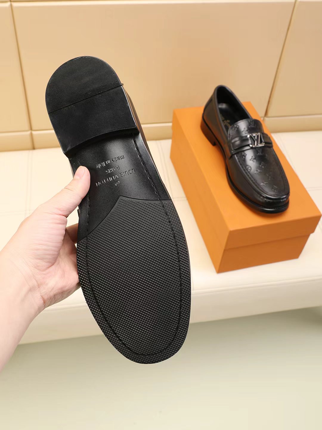 LV shoe