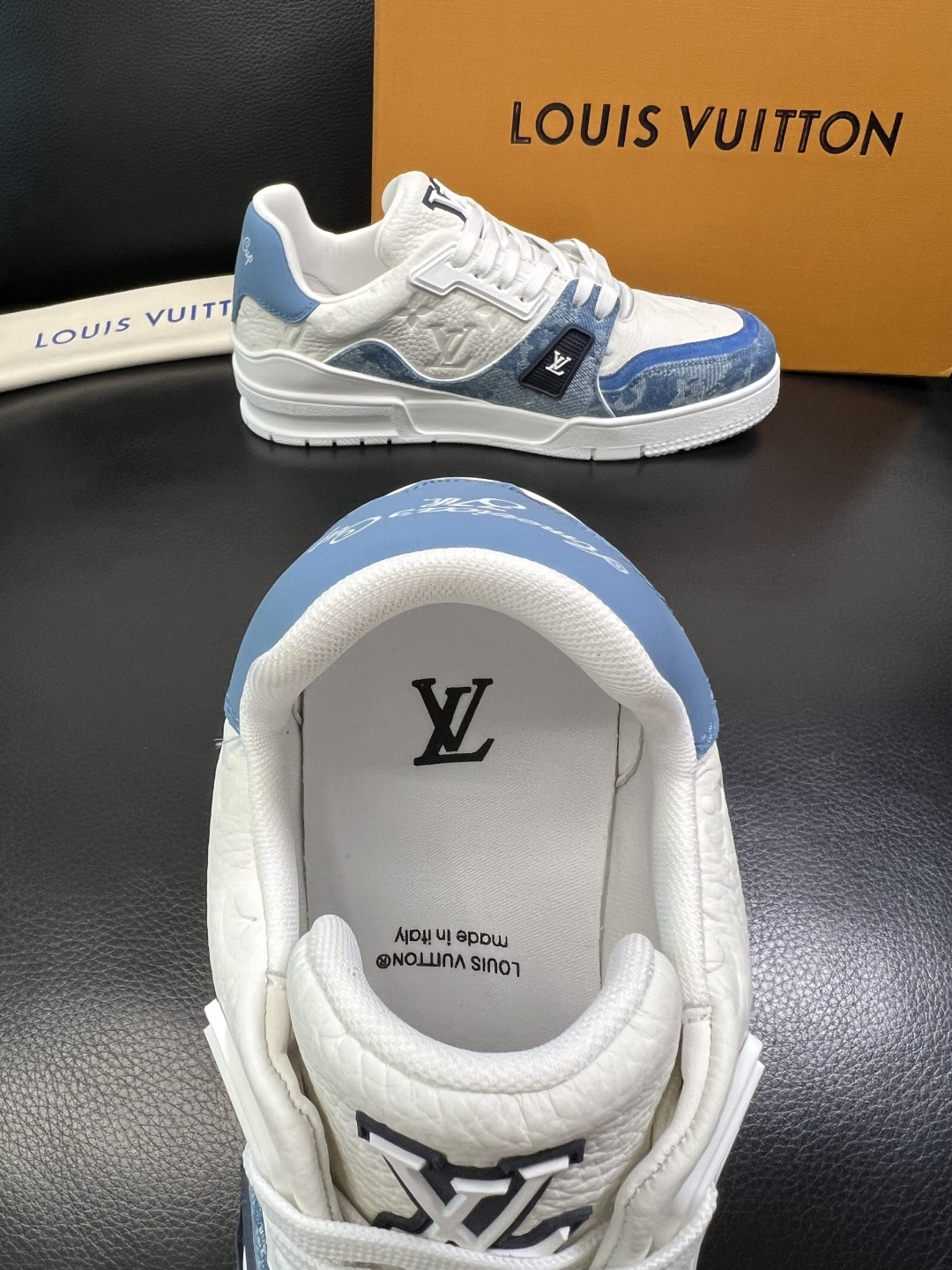 LV shoe