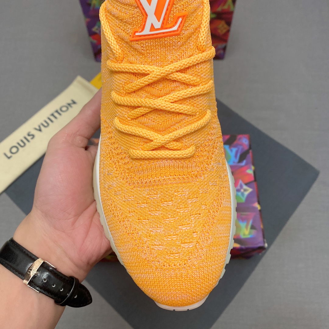LV shoe