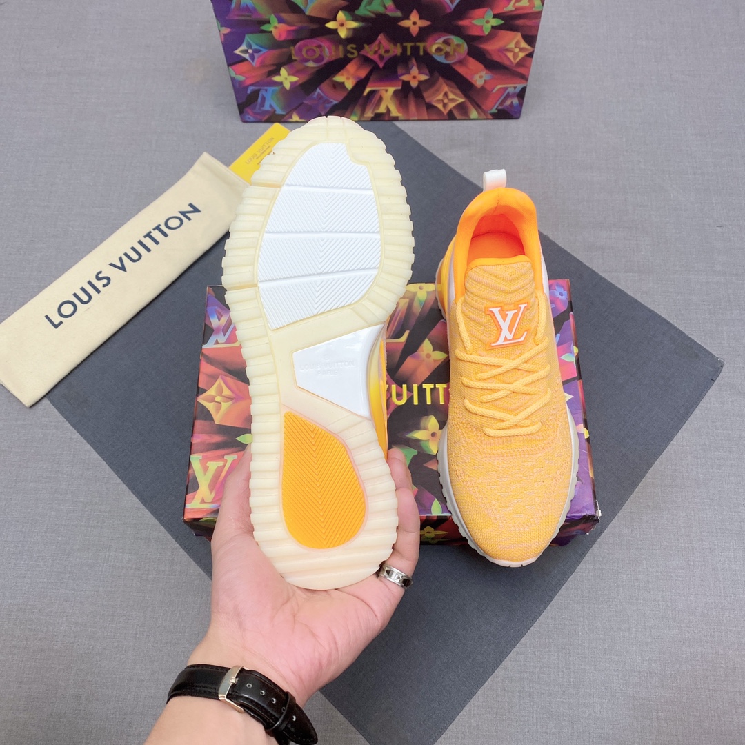 LV shoe
