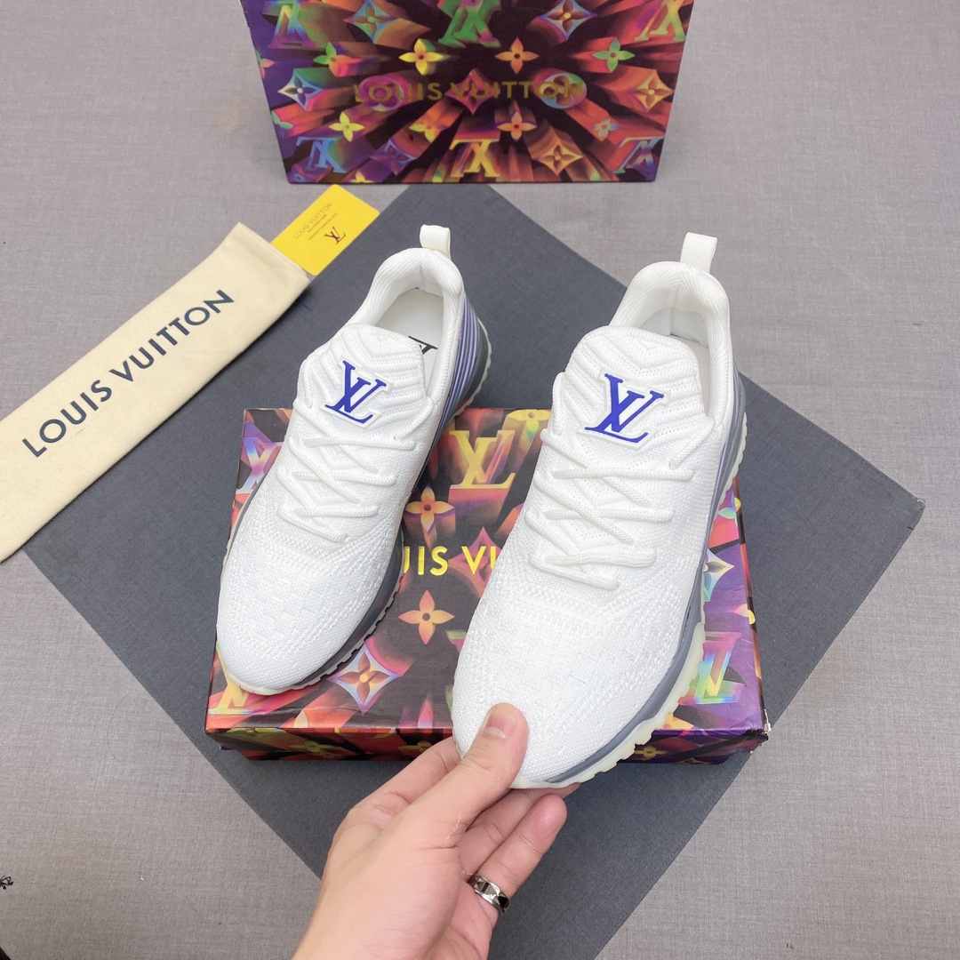 LV shoe