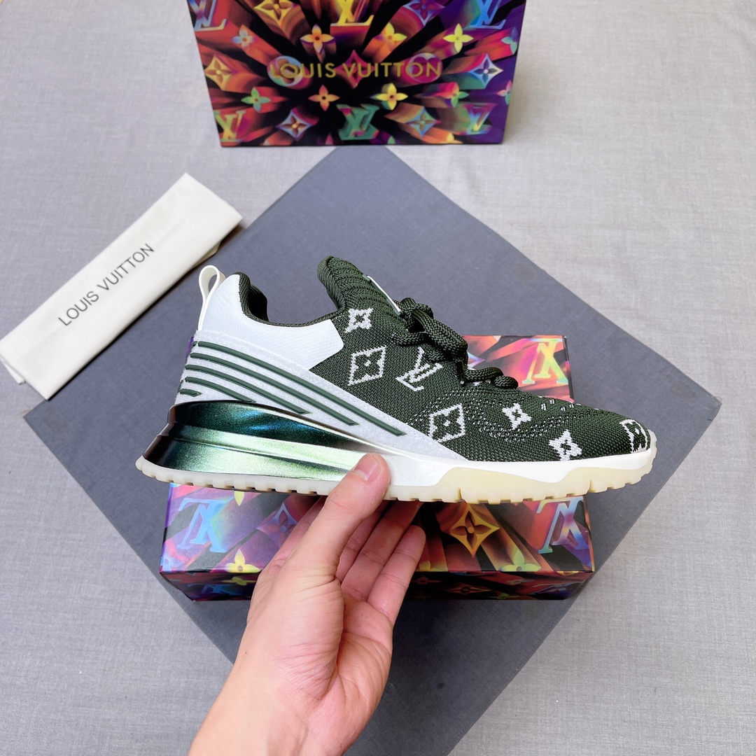 LV shoe