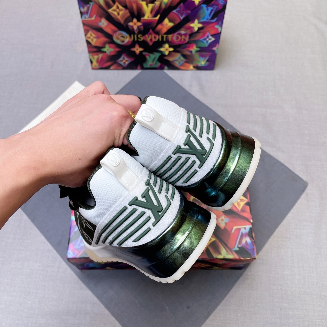 LV shoe