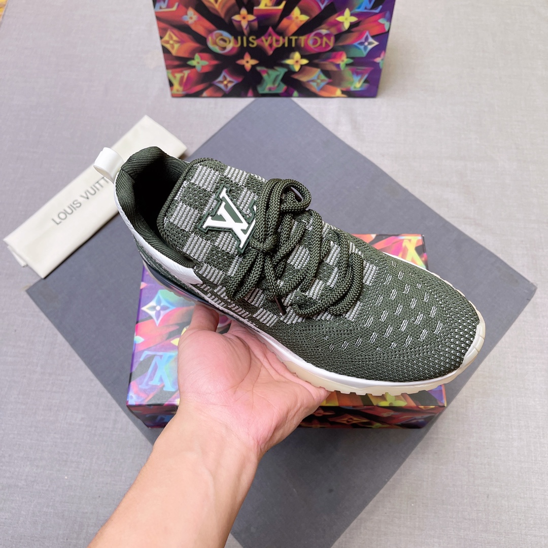 LV shoe