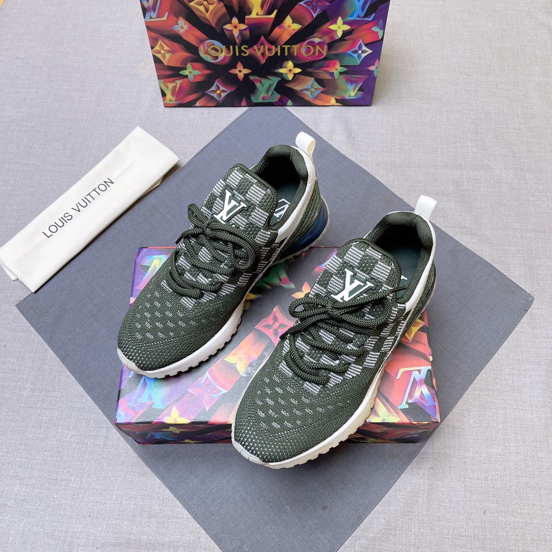 LV shoe