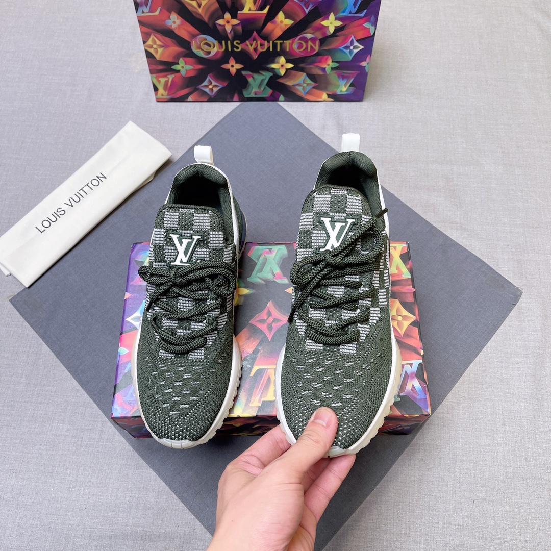 LV shoe