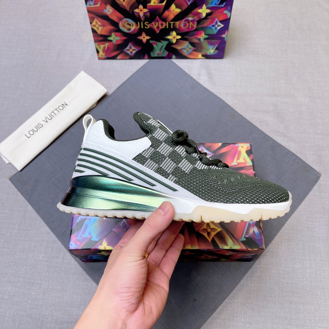 LV shoe