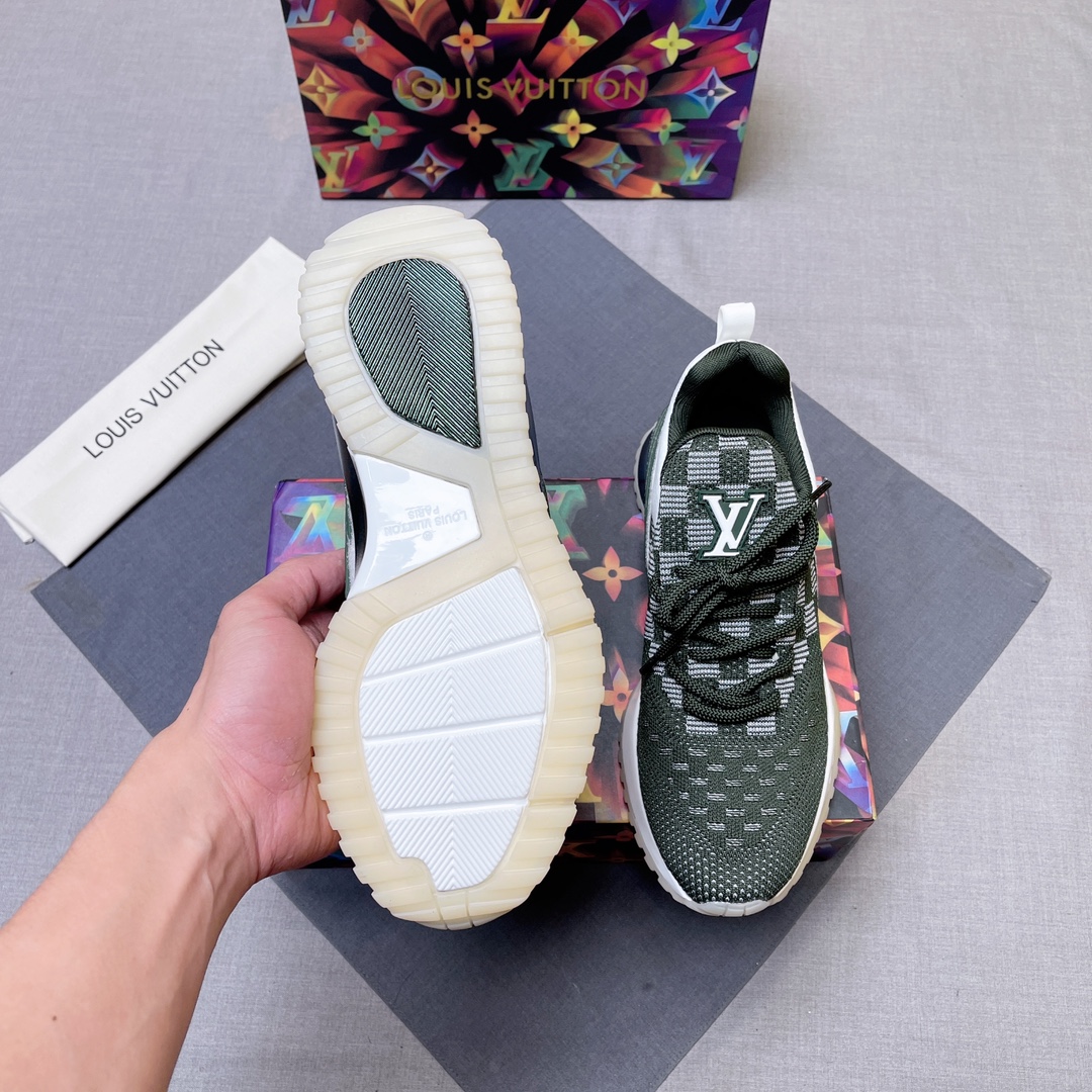 LV shoe
