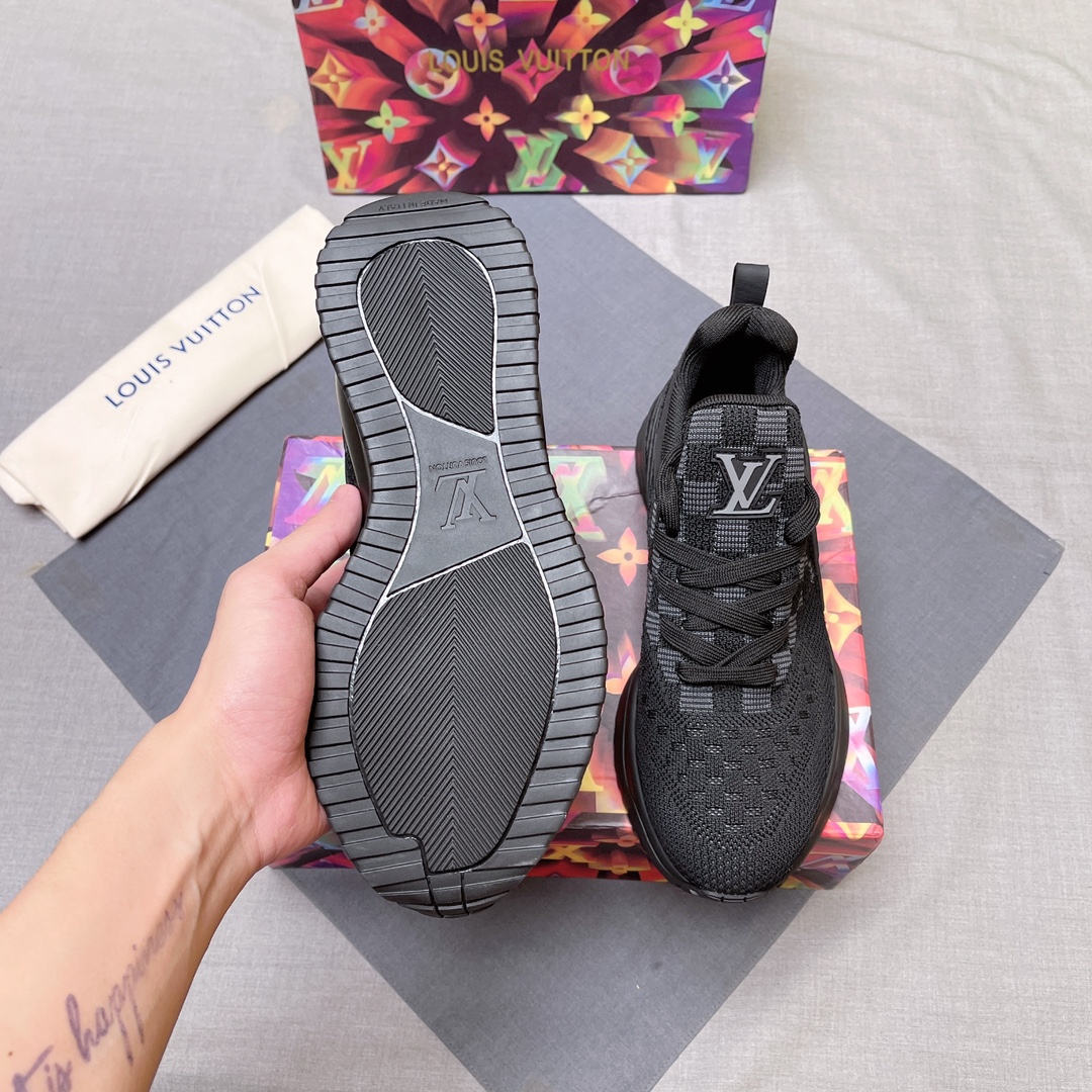 LV shoe