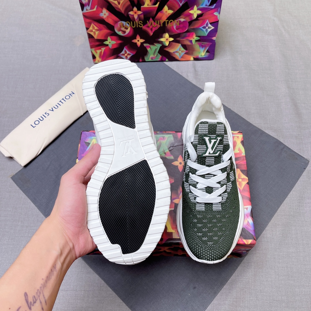 LV shoe