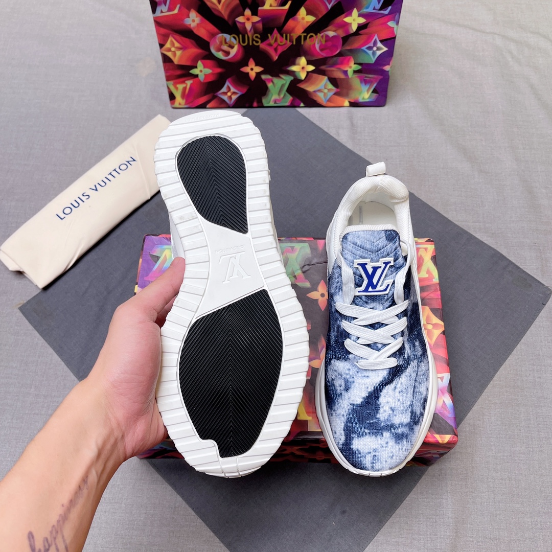 LV shoe
