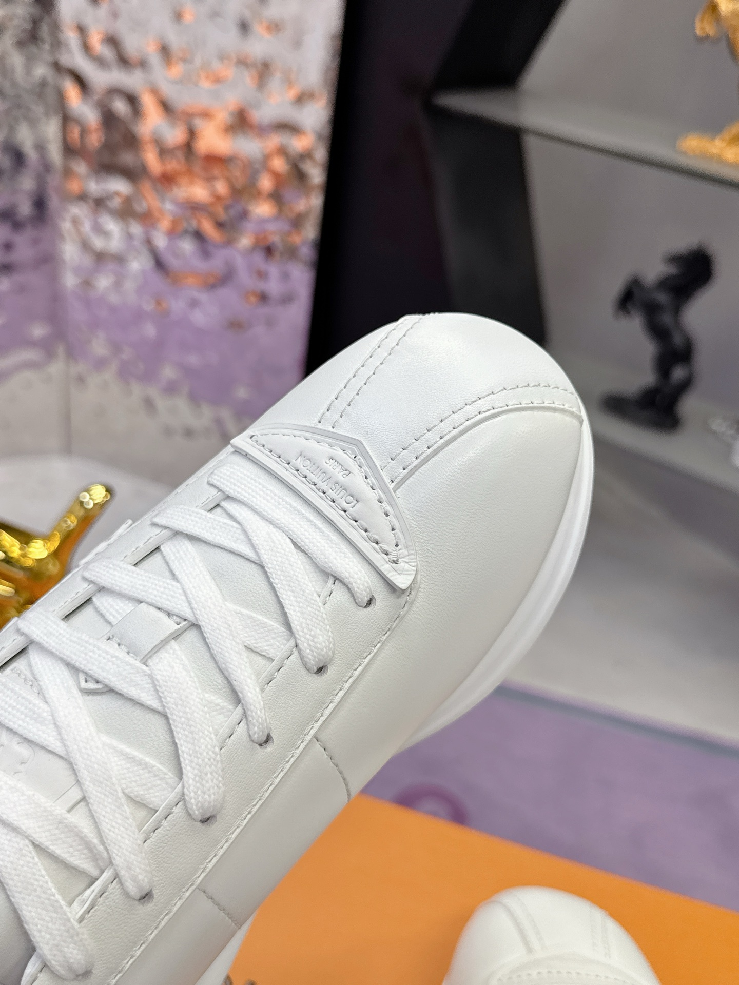 LV shoe