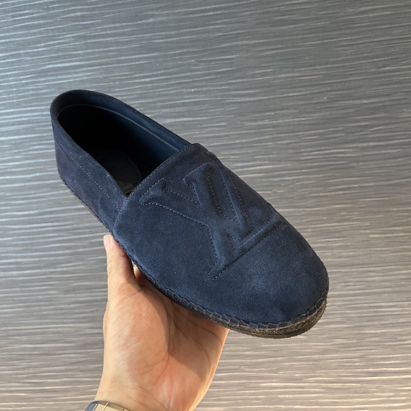 LV shoe