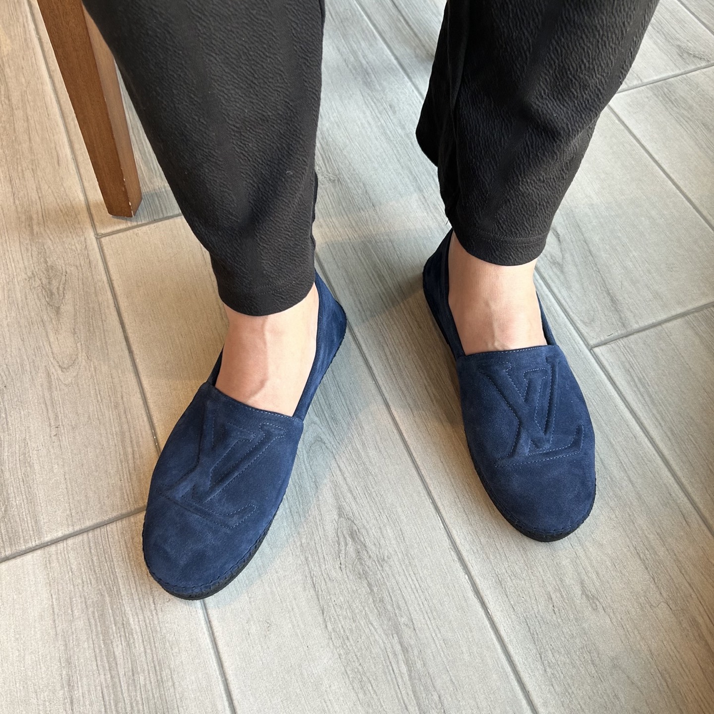 LV shoe