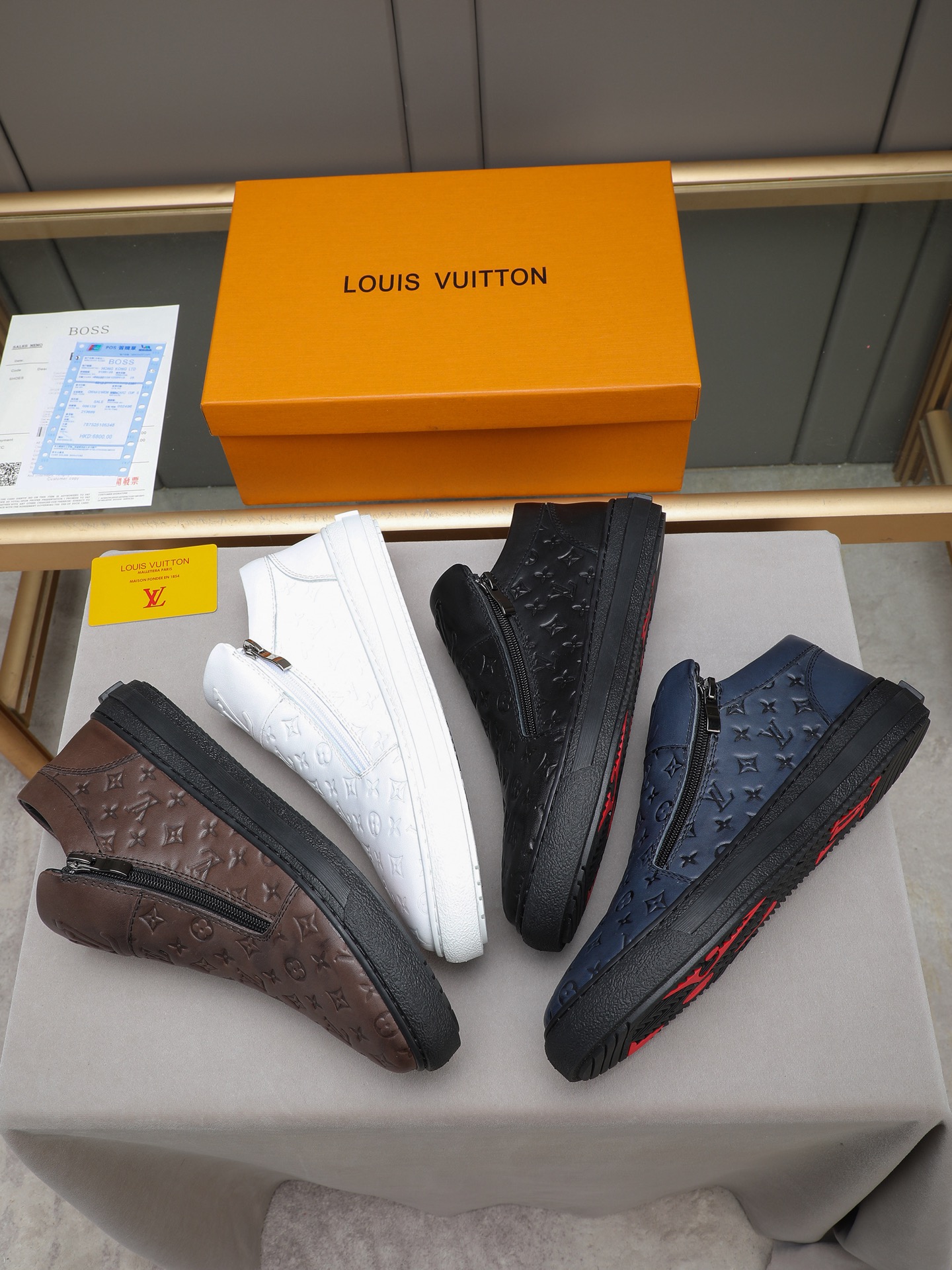 LV shoe