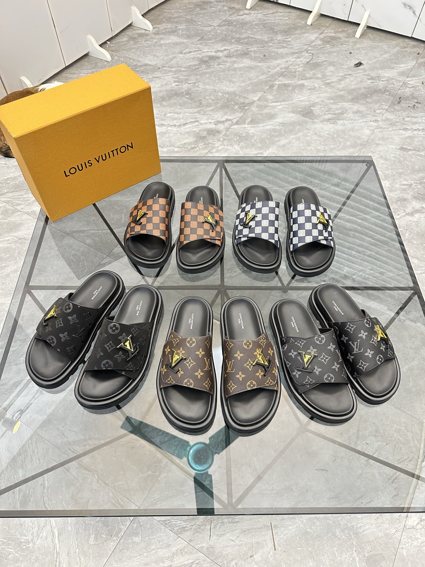 LV shoe