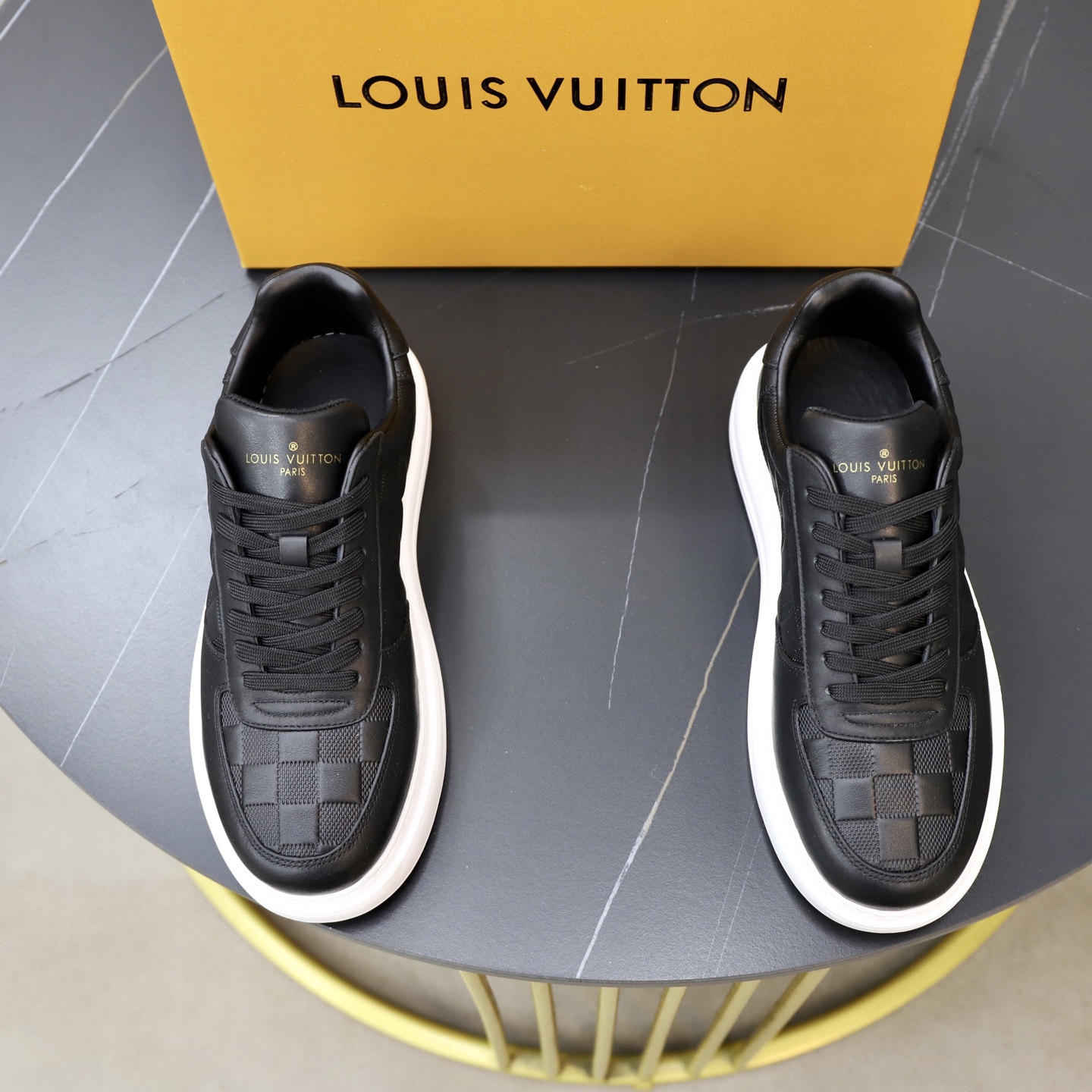 LV shoe