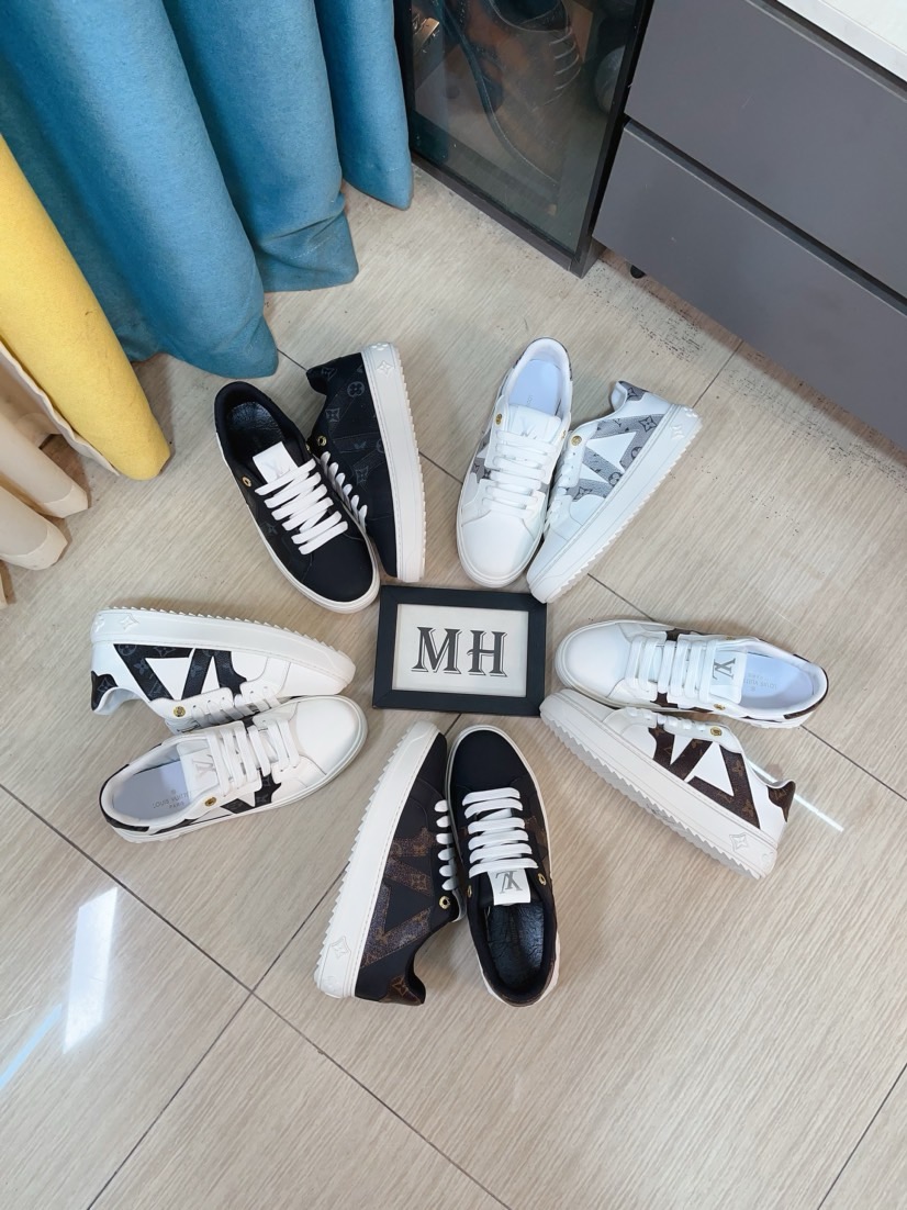 LV shoe