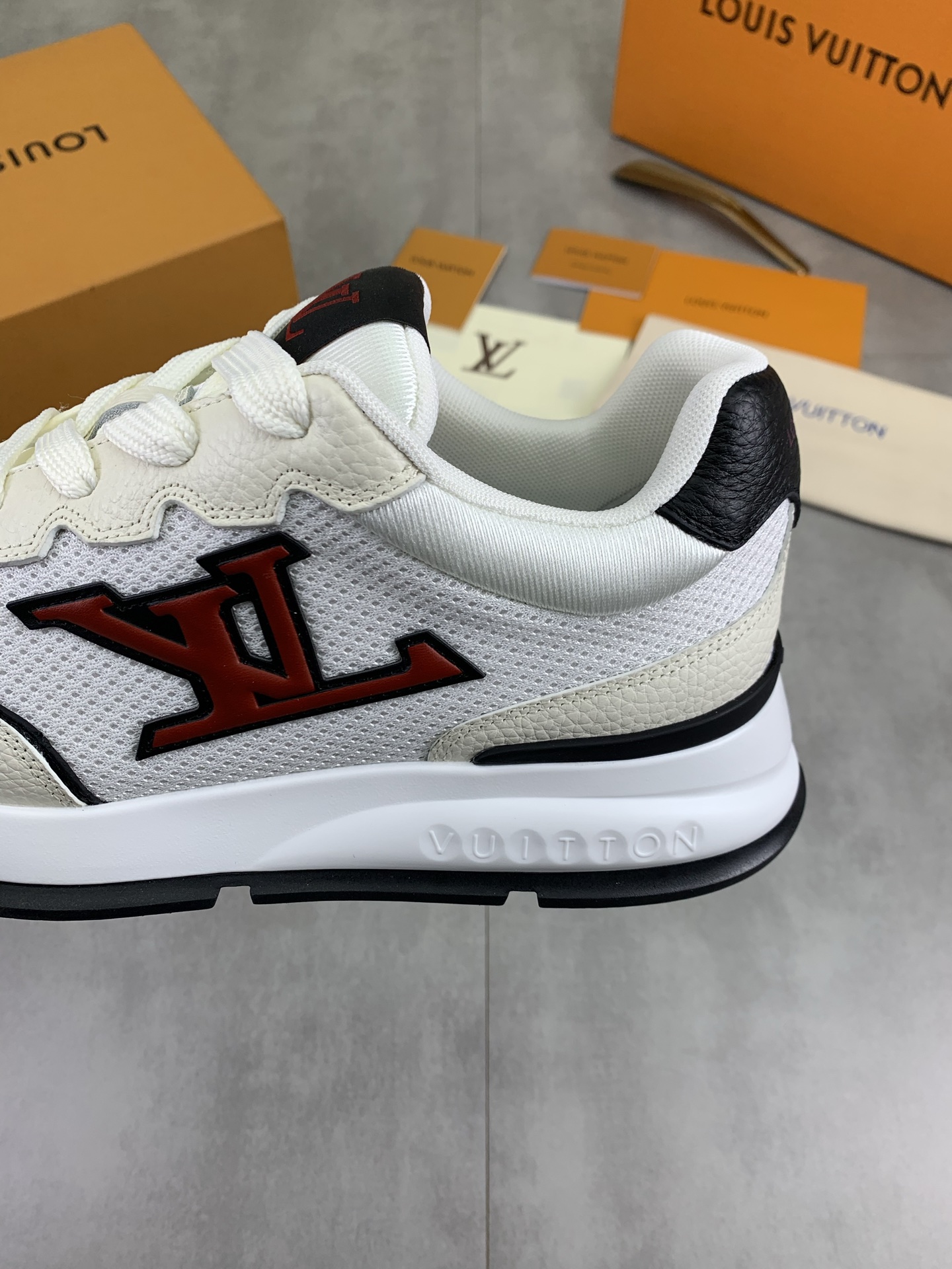LV shoe