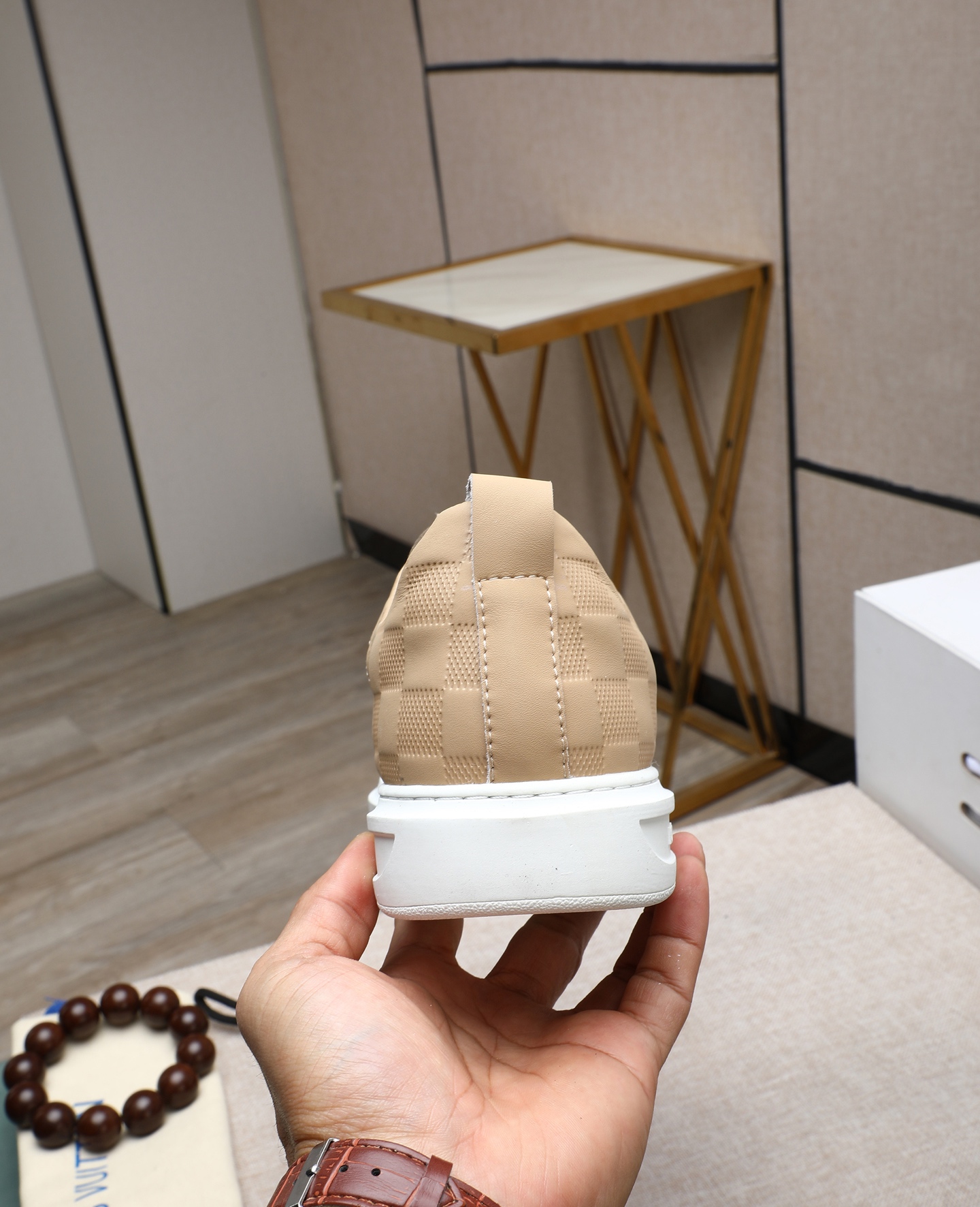LV shoe
