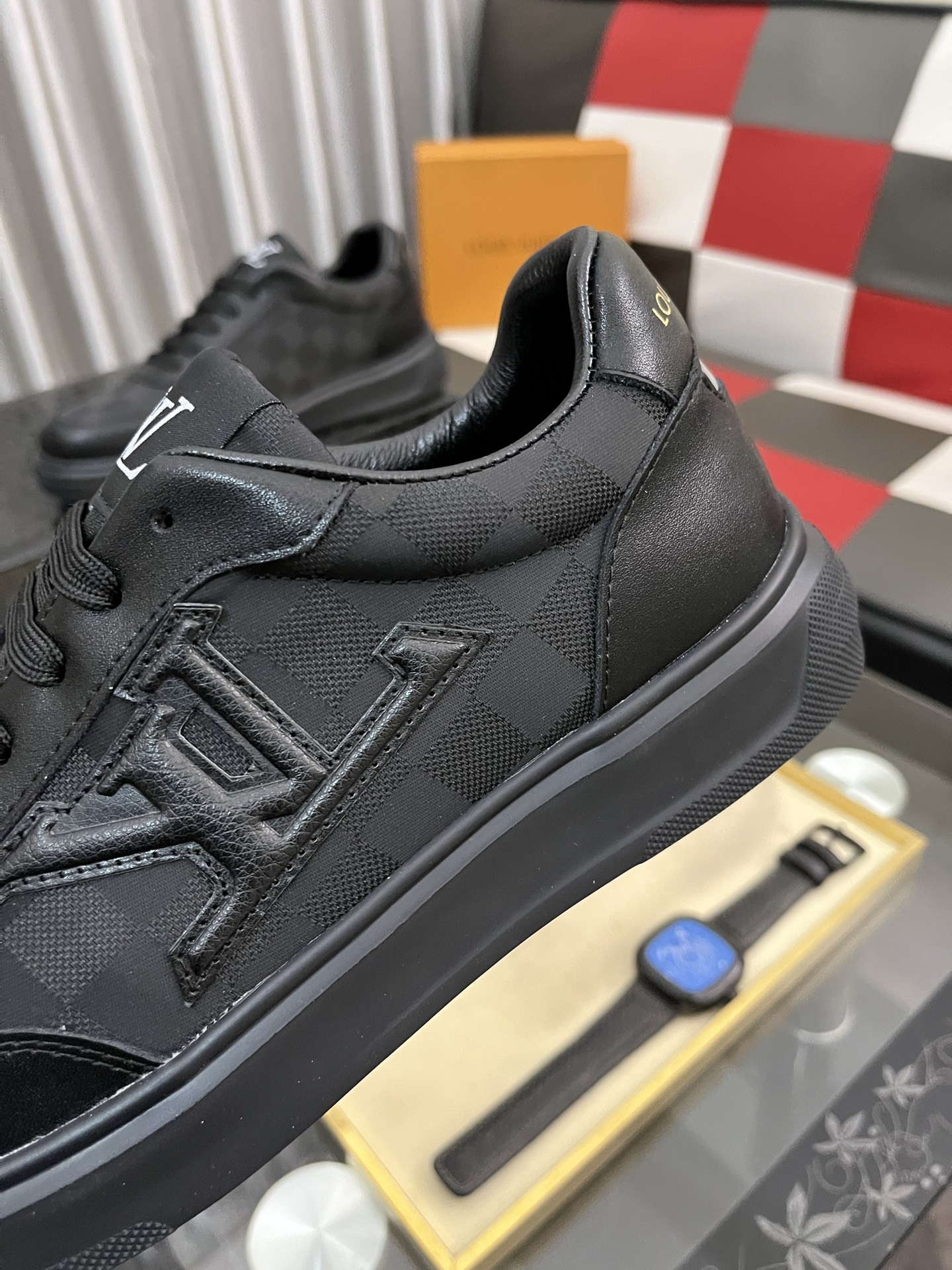 LV shoe