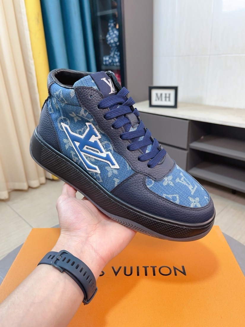 LV shoe
