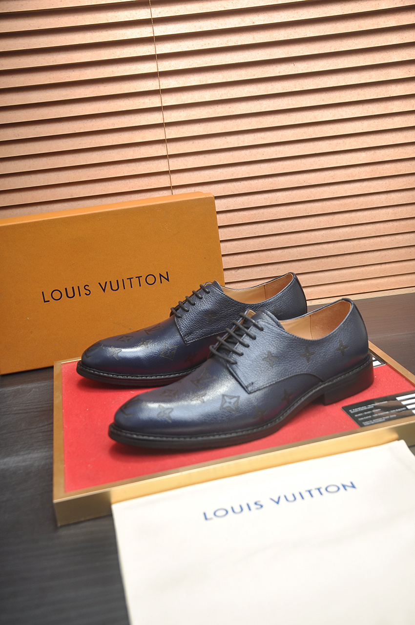 LV shoe