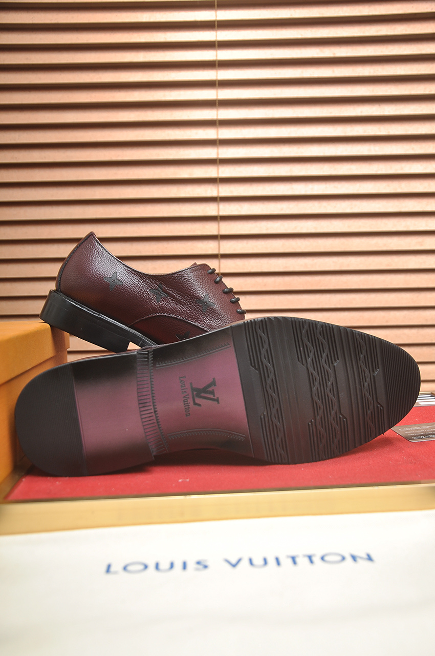 LV shoe
