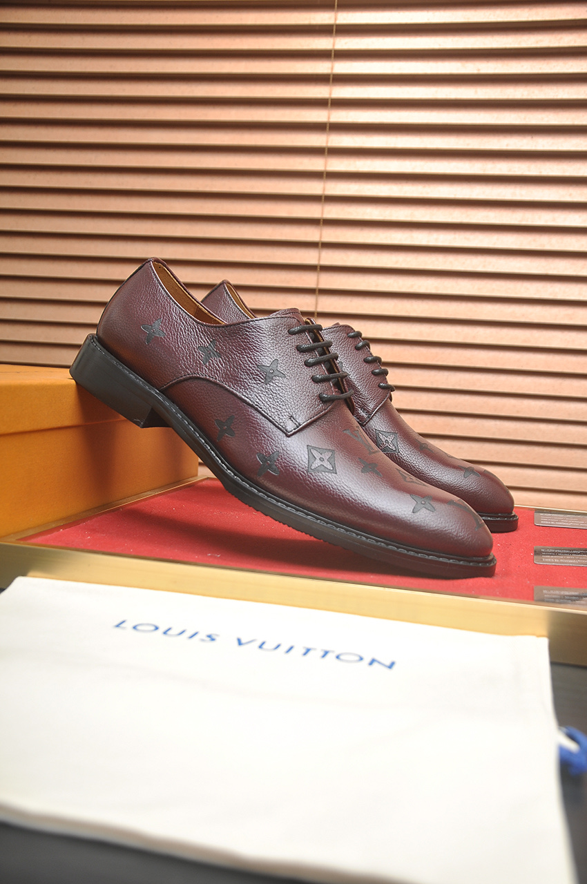 LV shoe