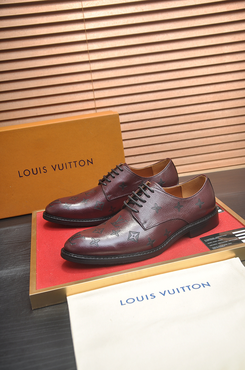 LV shoe