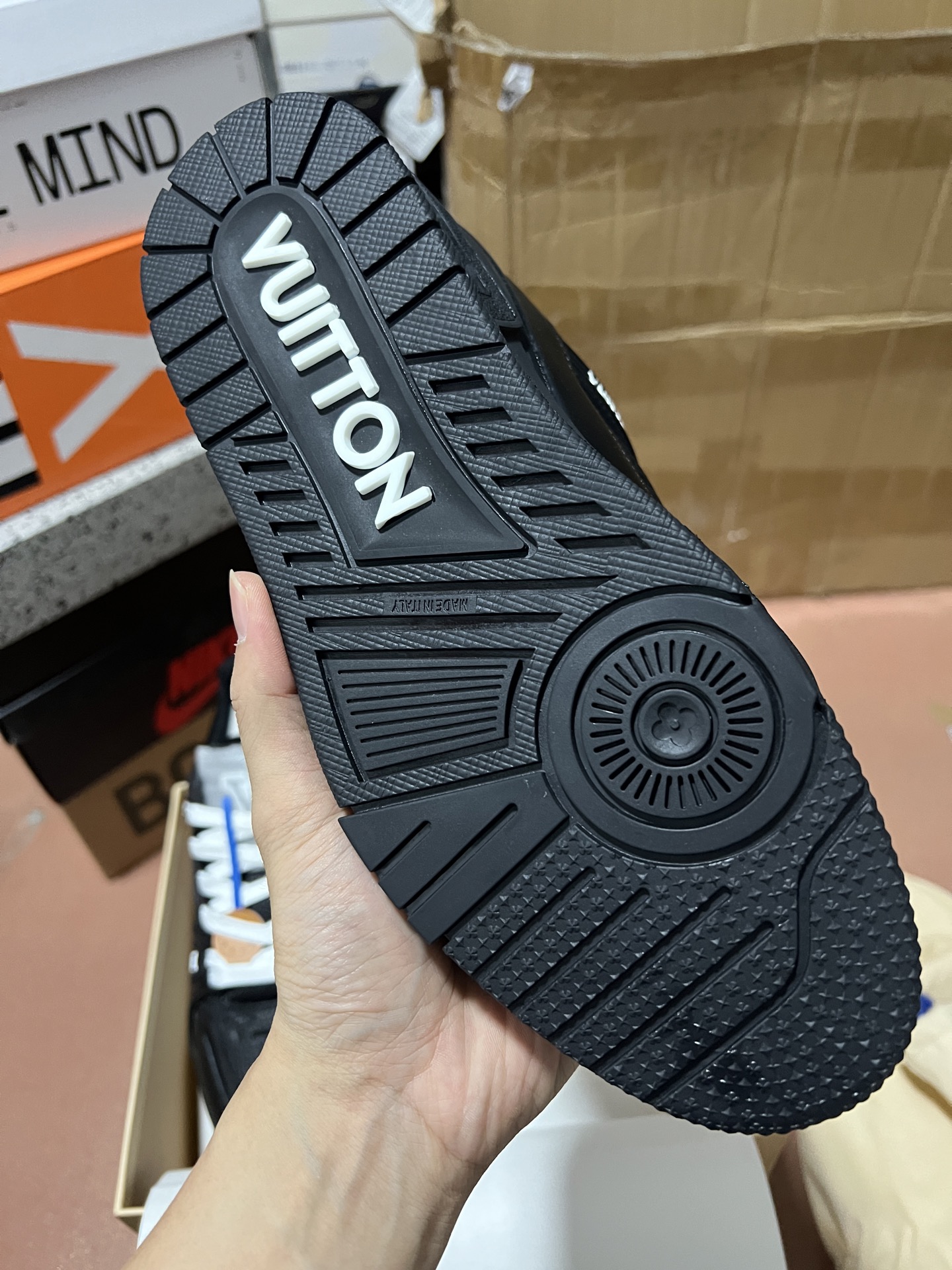 LV