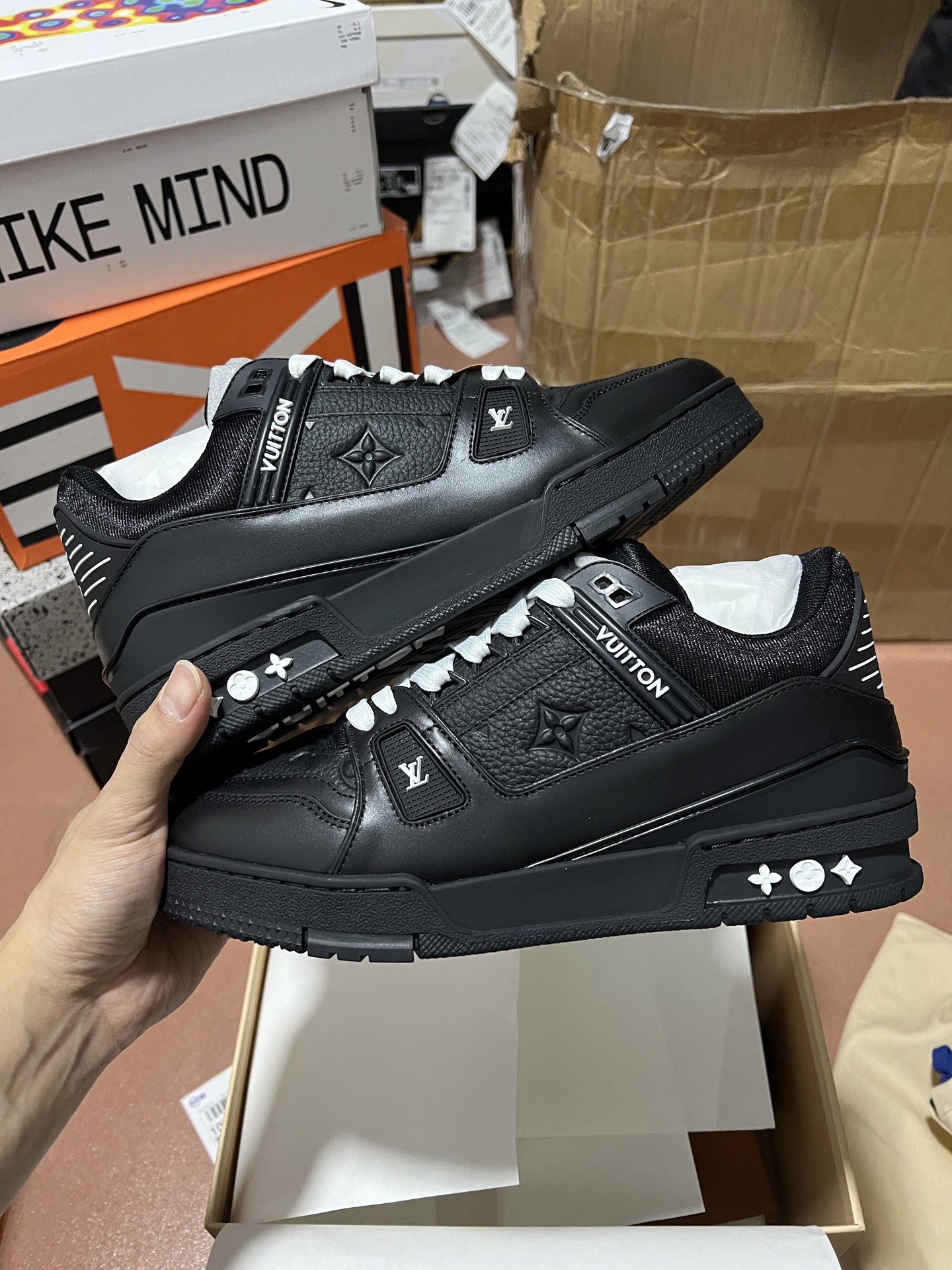LV