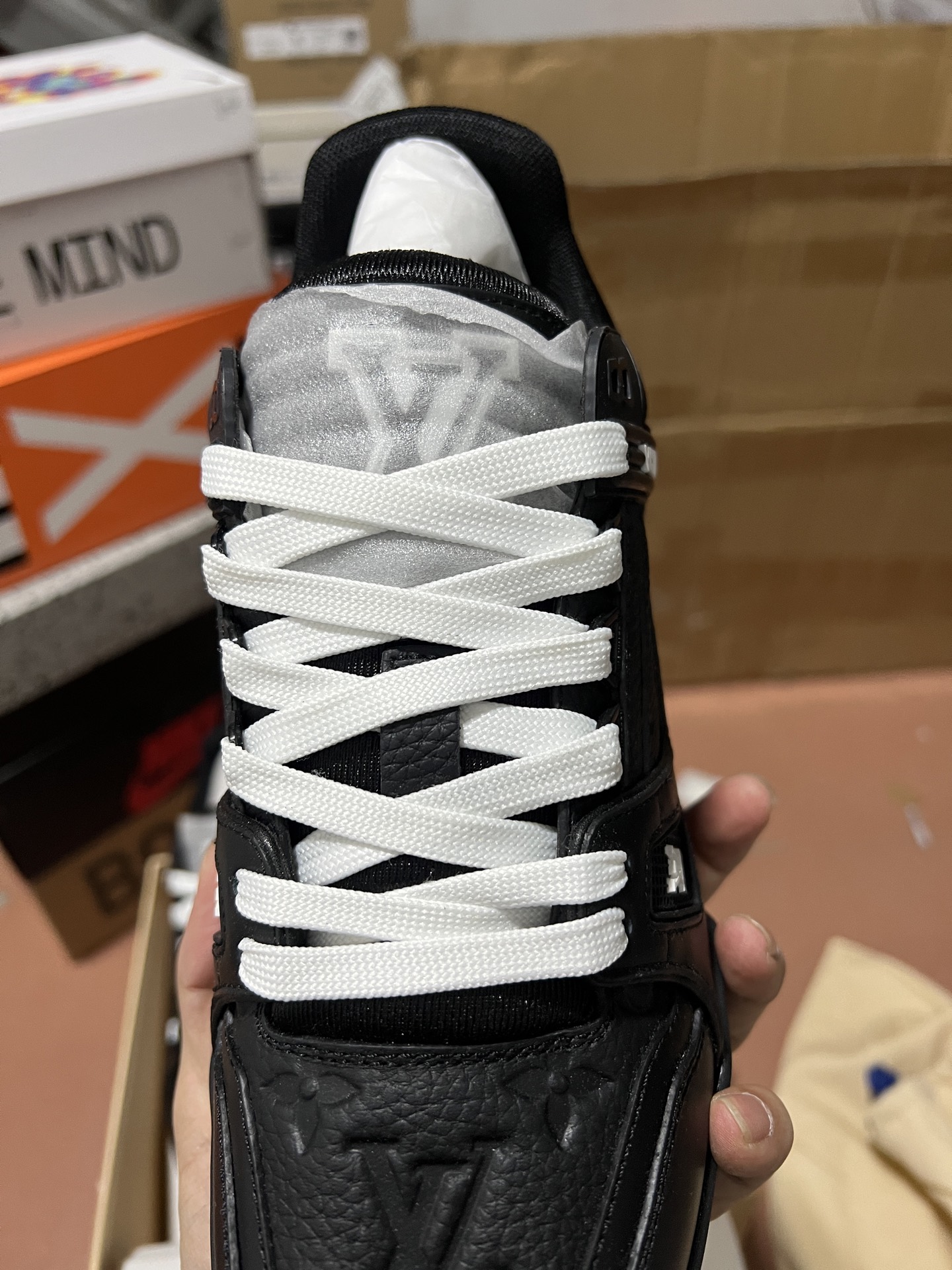 LV