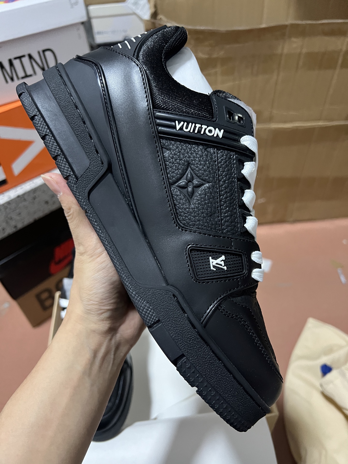 LV
