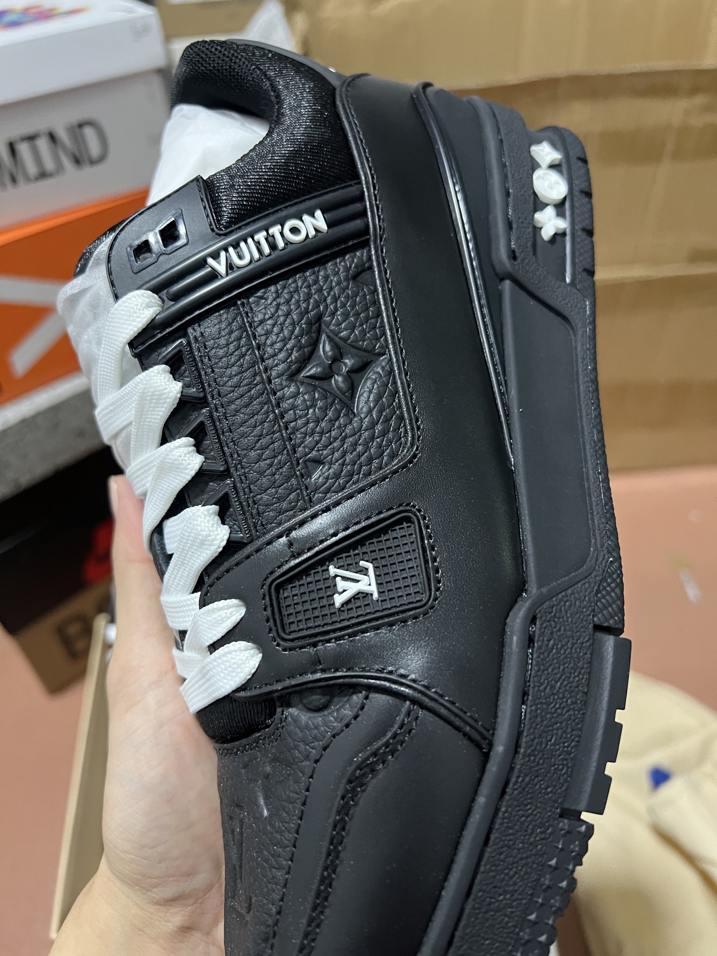 LV