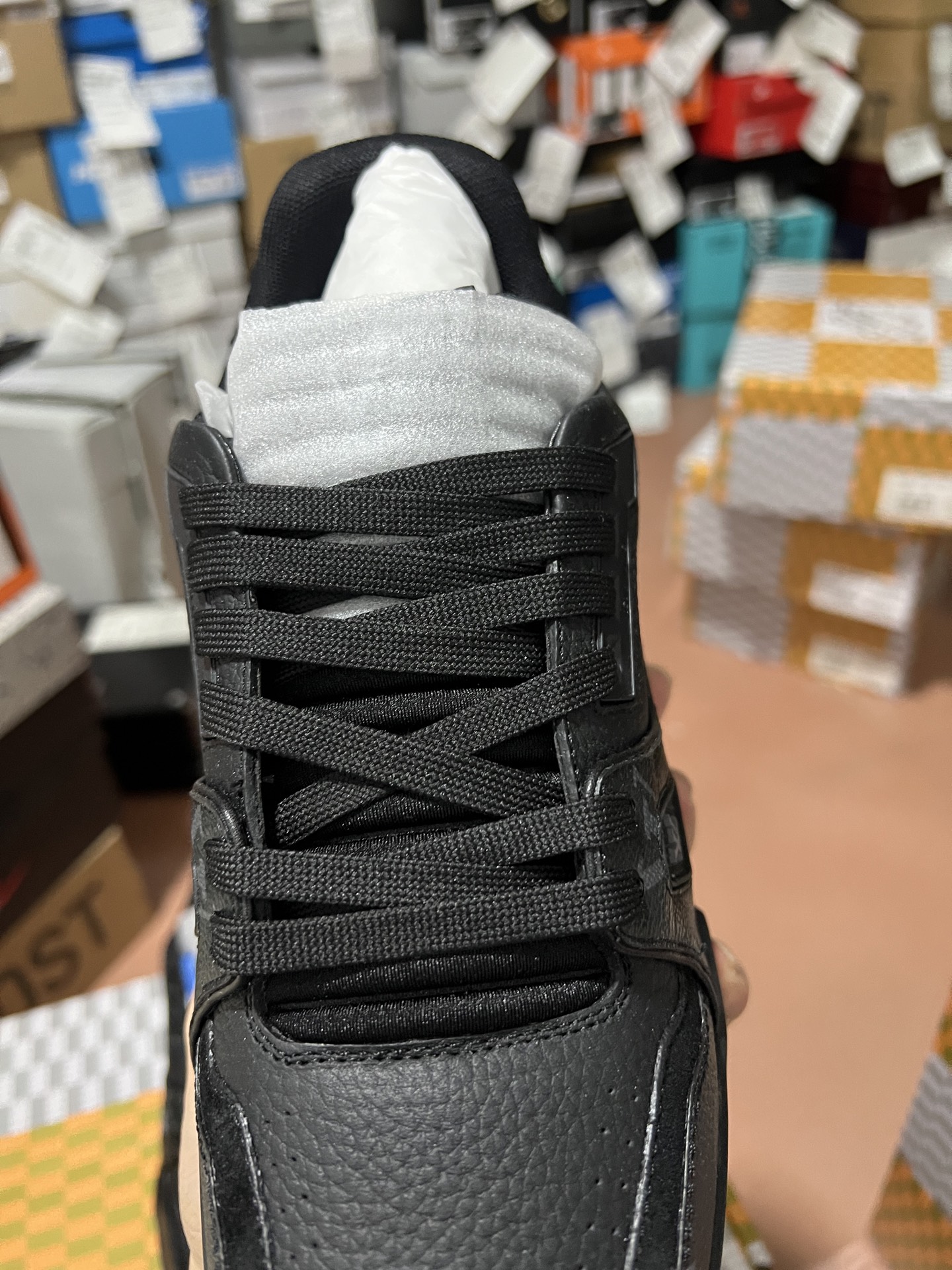 LV