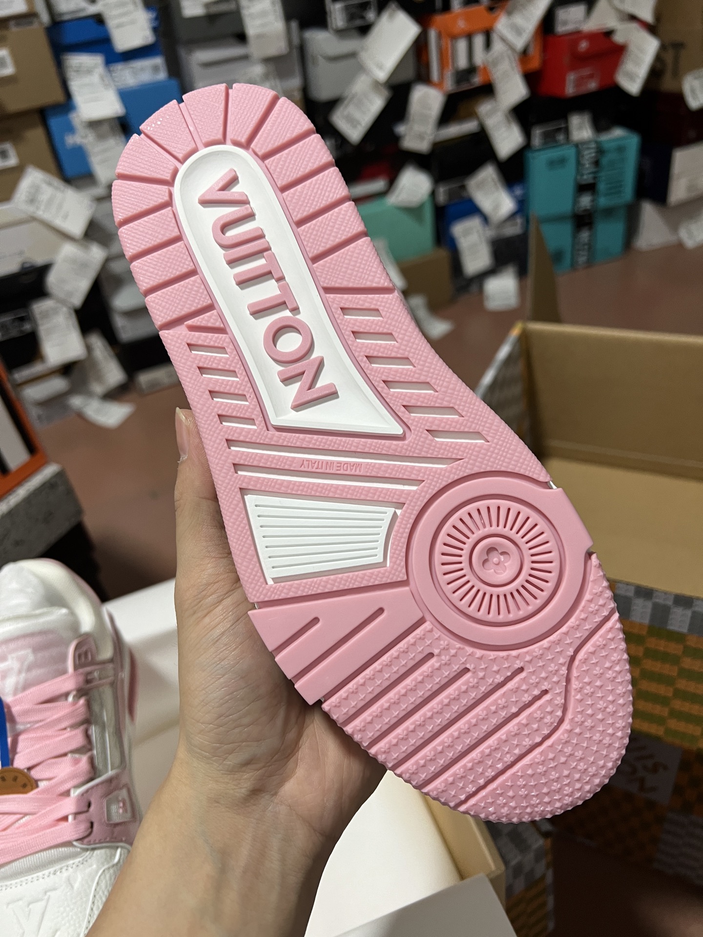 LV